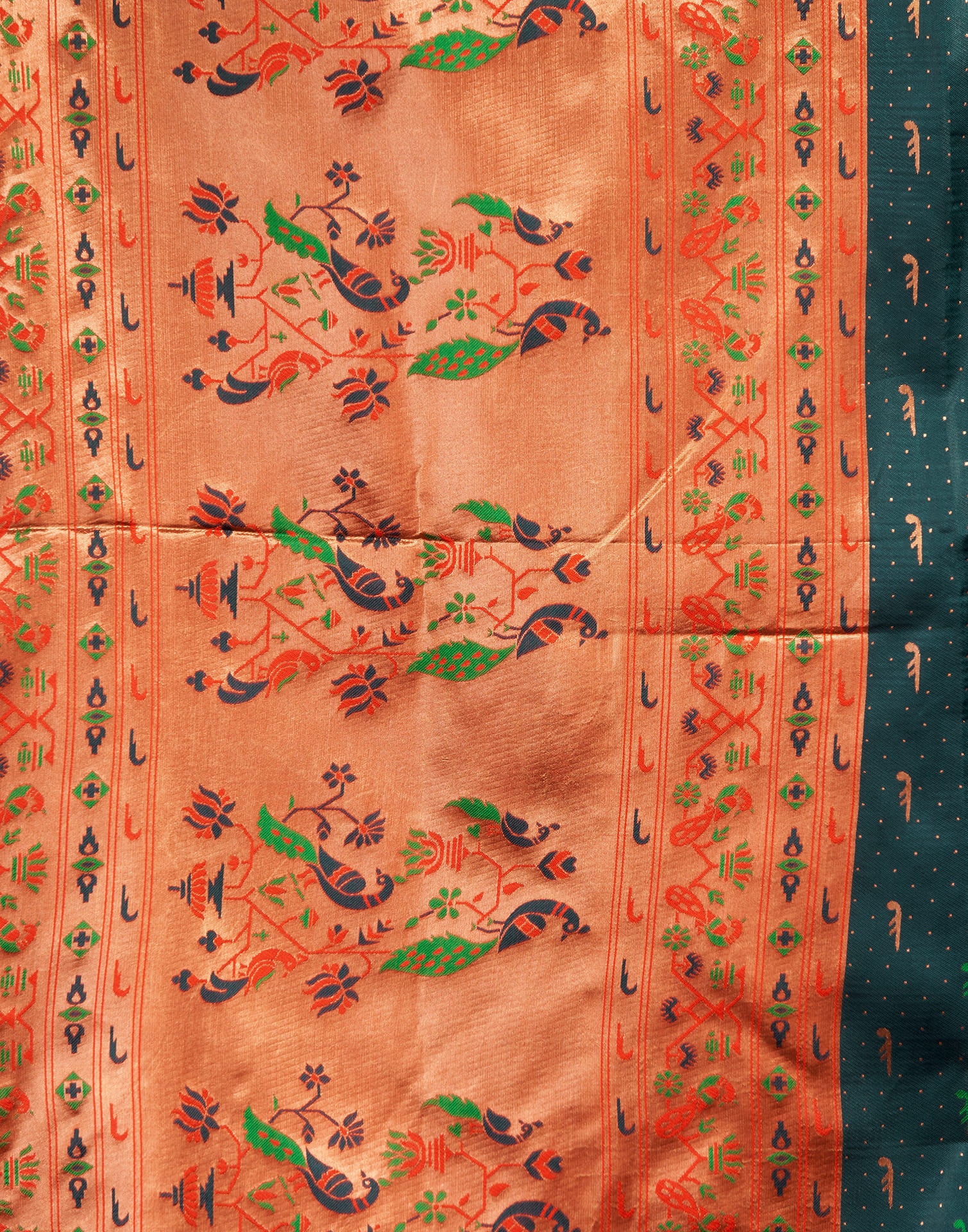 Dark rama Green Silk Woven Paithani Saree