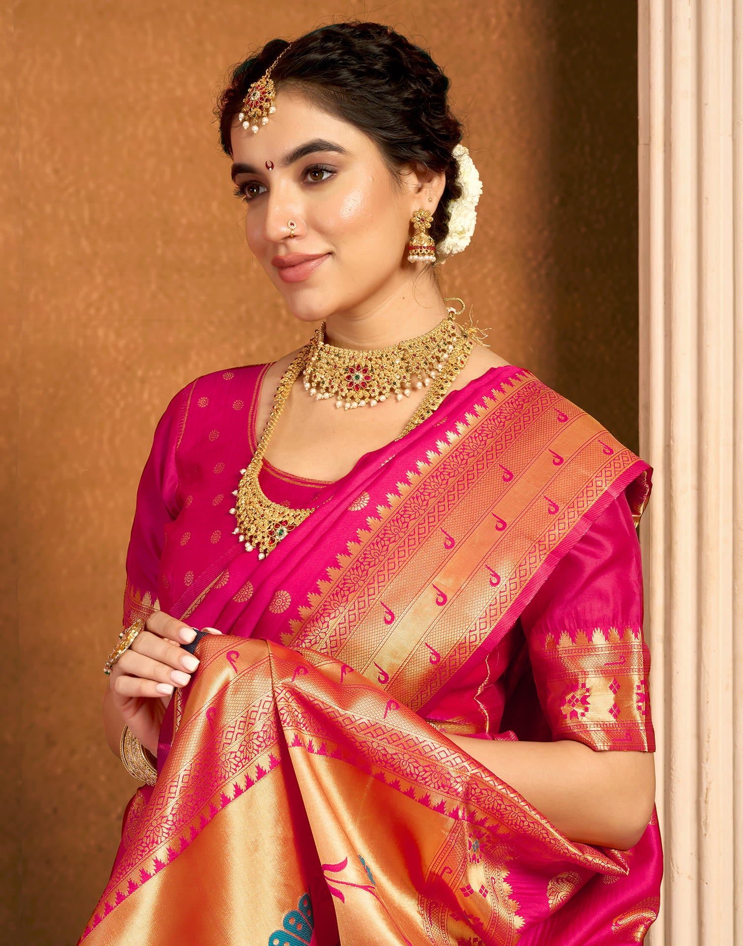 Rani Pink Silk Woven Paithani Saree