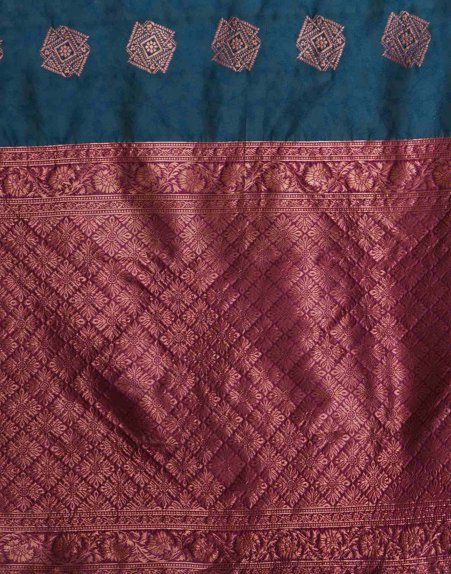 Blue Silk Blend Woven Woven Saree