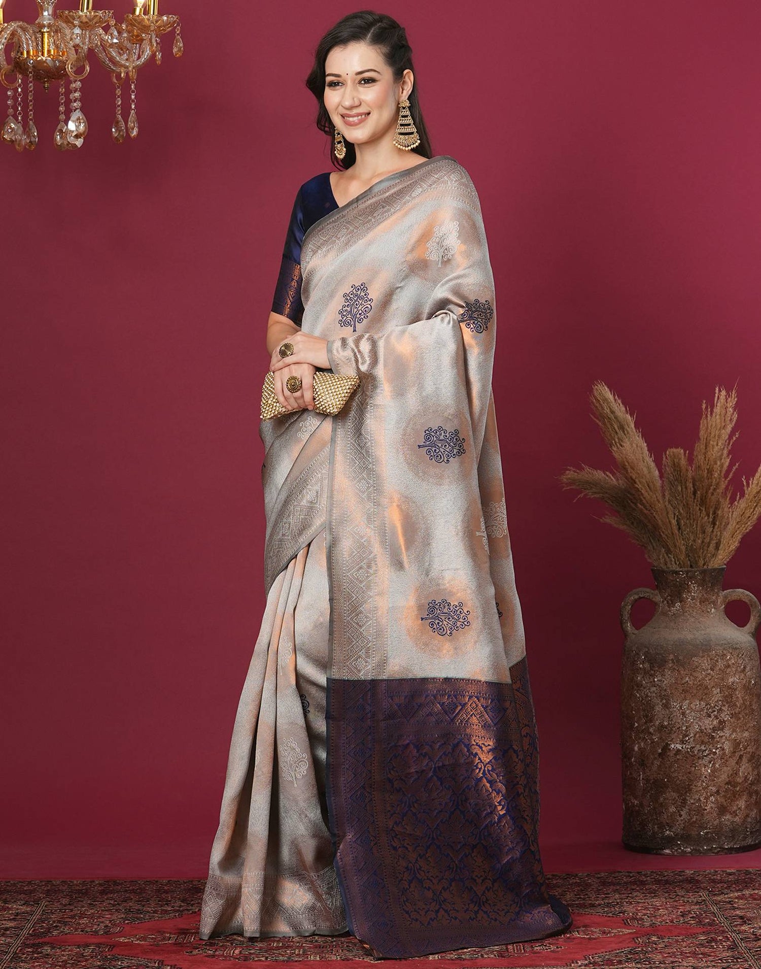 Grey Silk Blend Woven Woven Saree