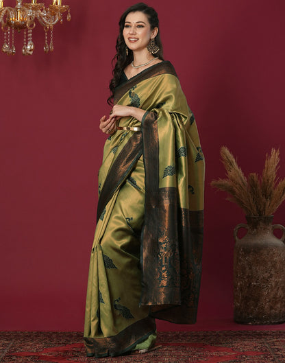 Green Silk Blend Woven Woven Saree