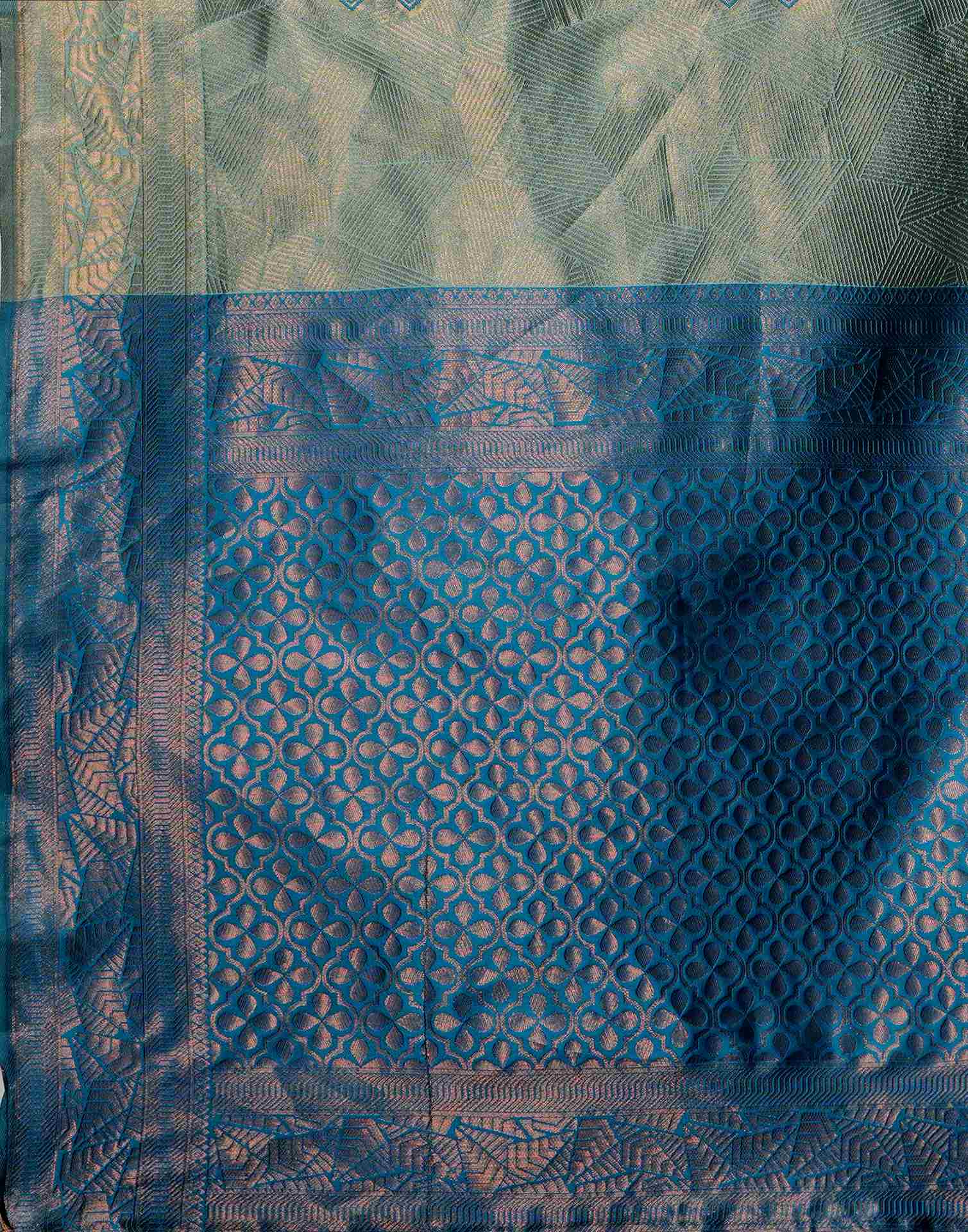 Blue Silk Blend Woven Woven Saree