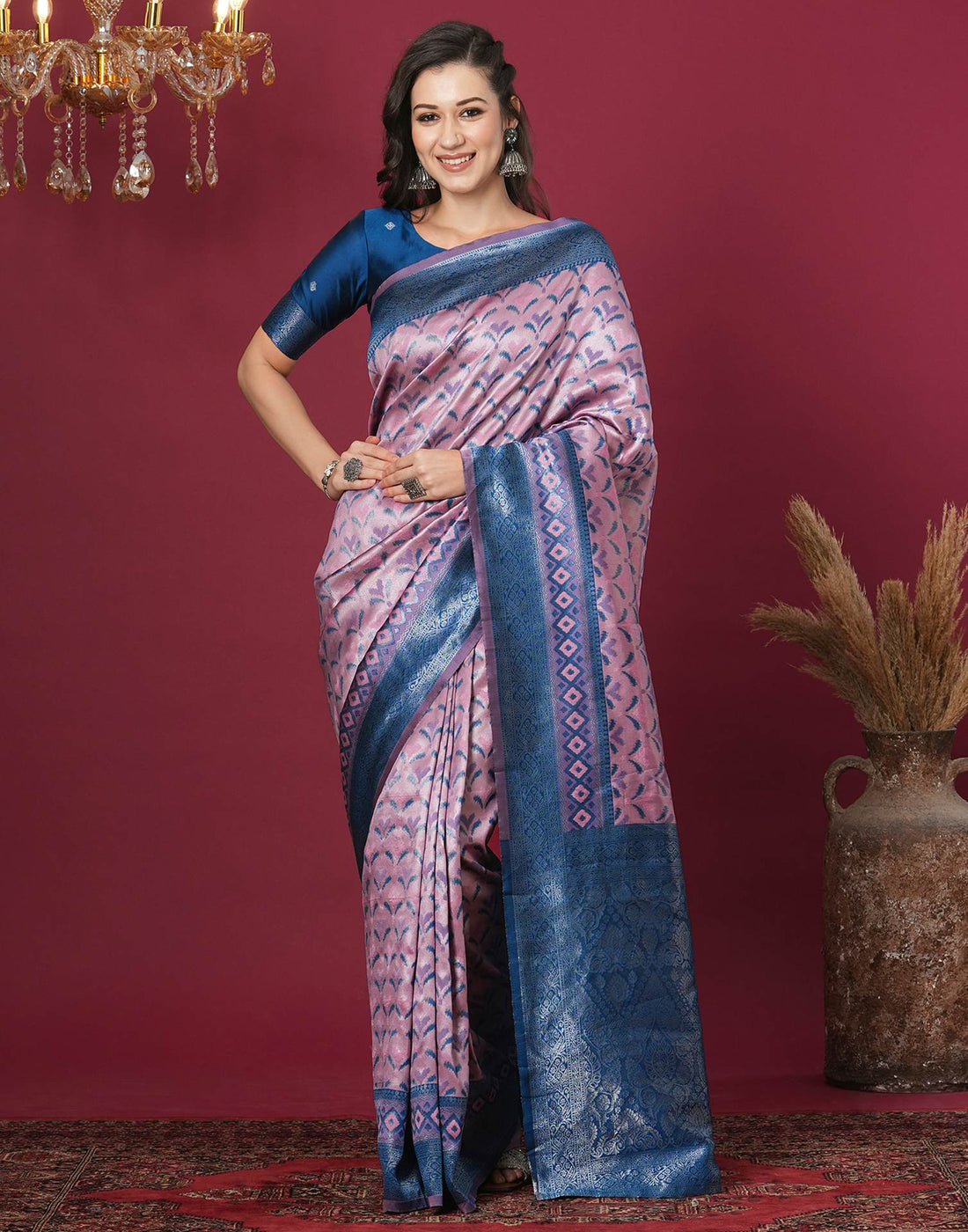 Pink Silk Blend Woven Woven Saree