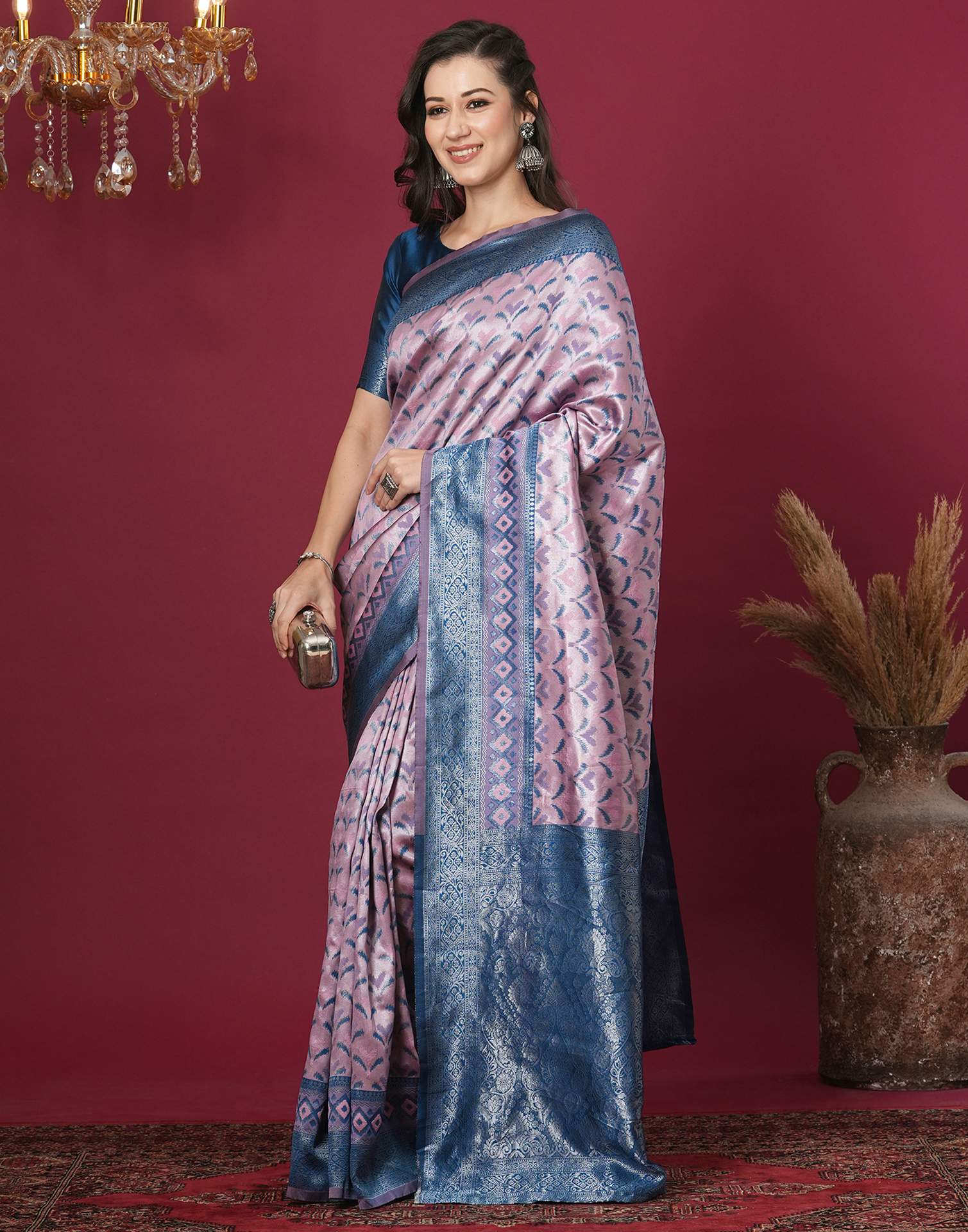 Pink Silk Blend Woven Woven Saree