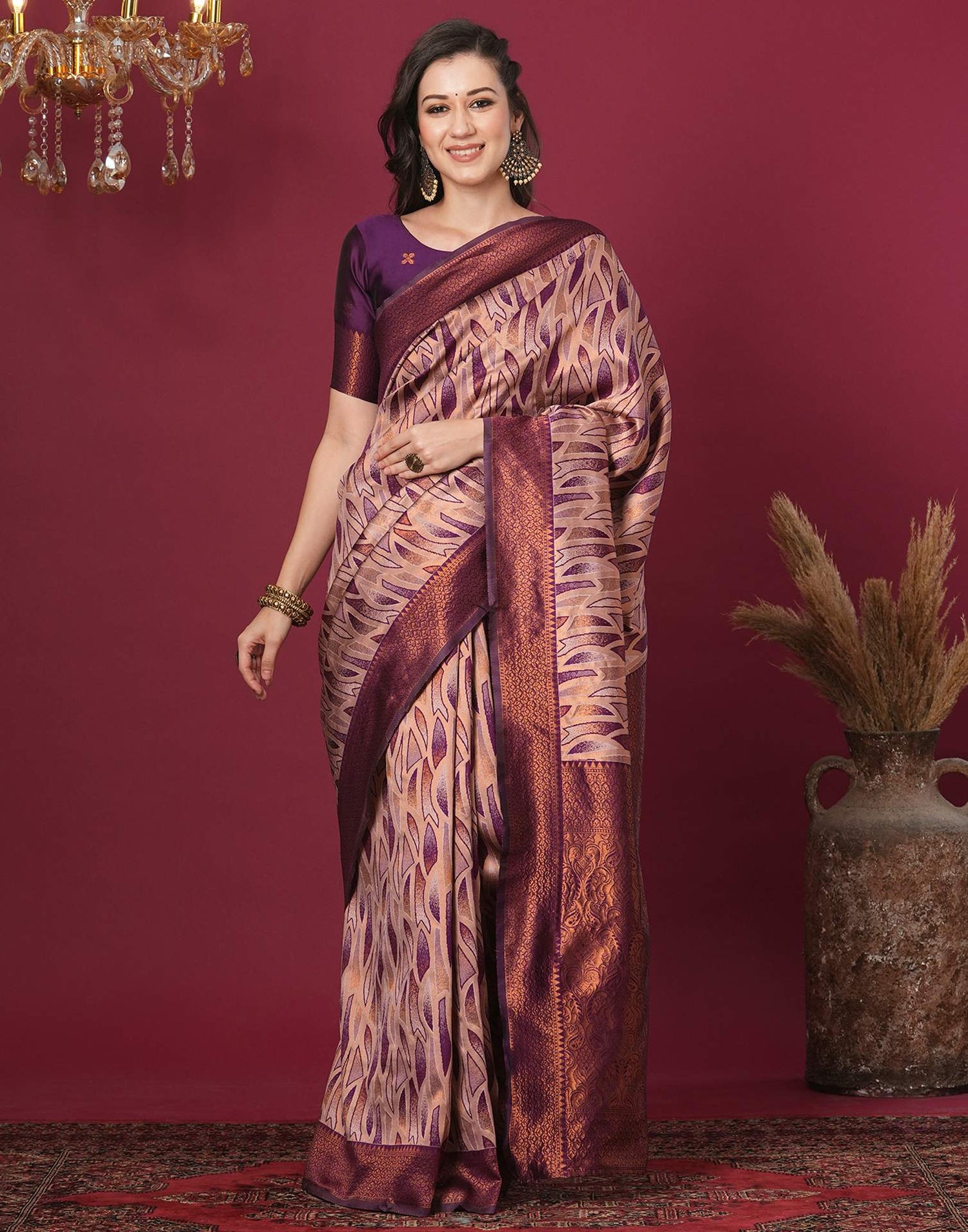 Brown Silk Blend Woven Woven Saree