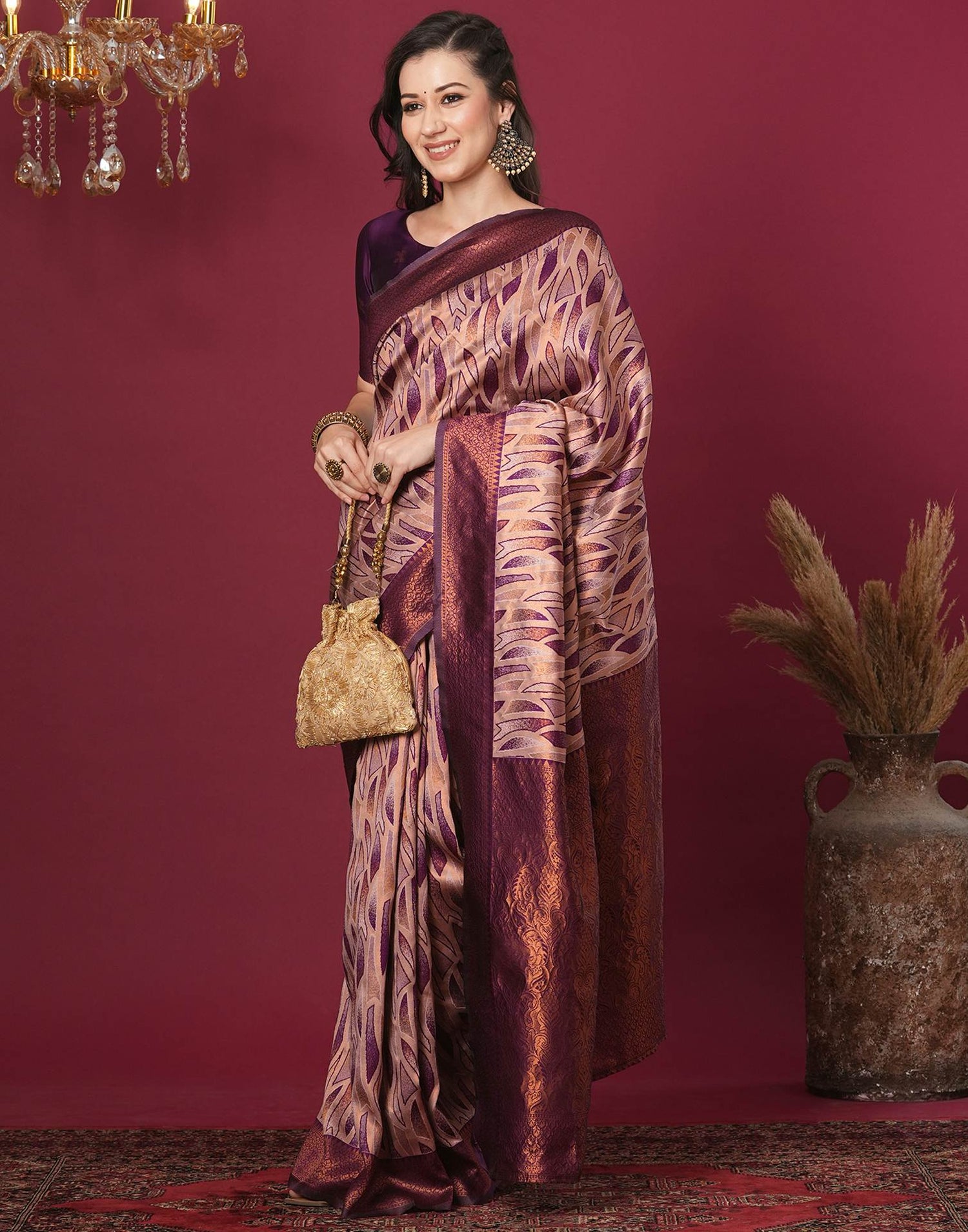 Brown Silk Blend Woven Woven Saree