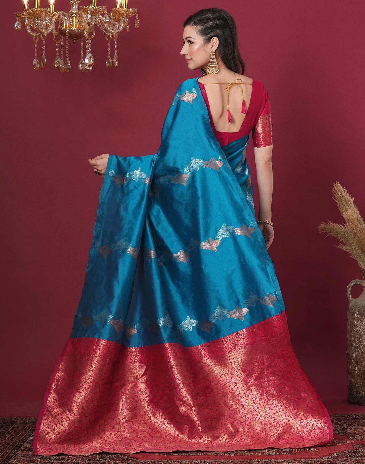 Turquoise Silk Blend Woven Woven Saree