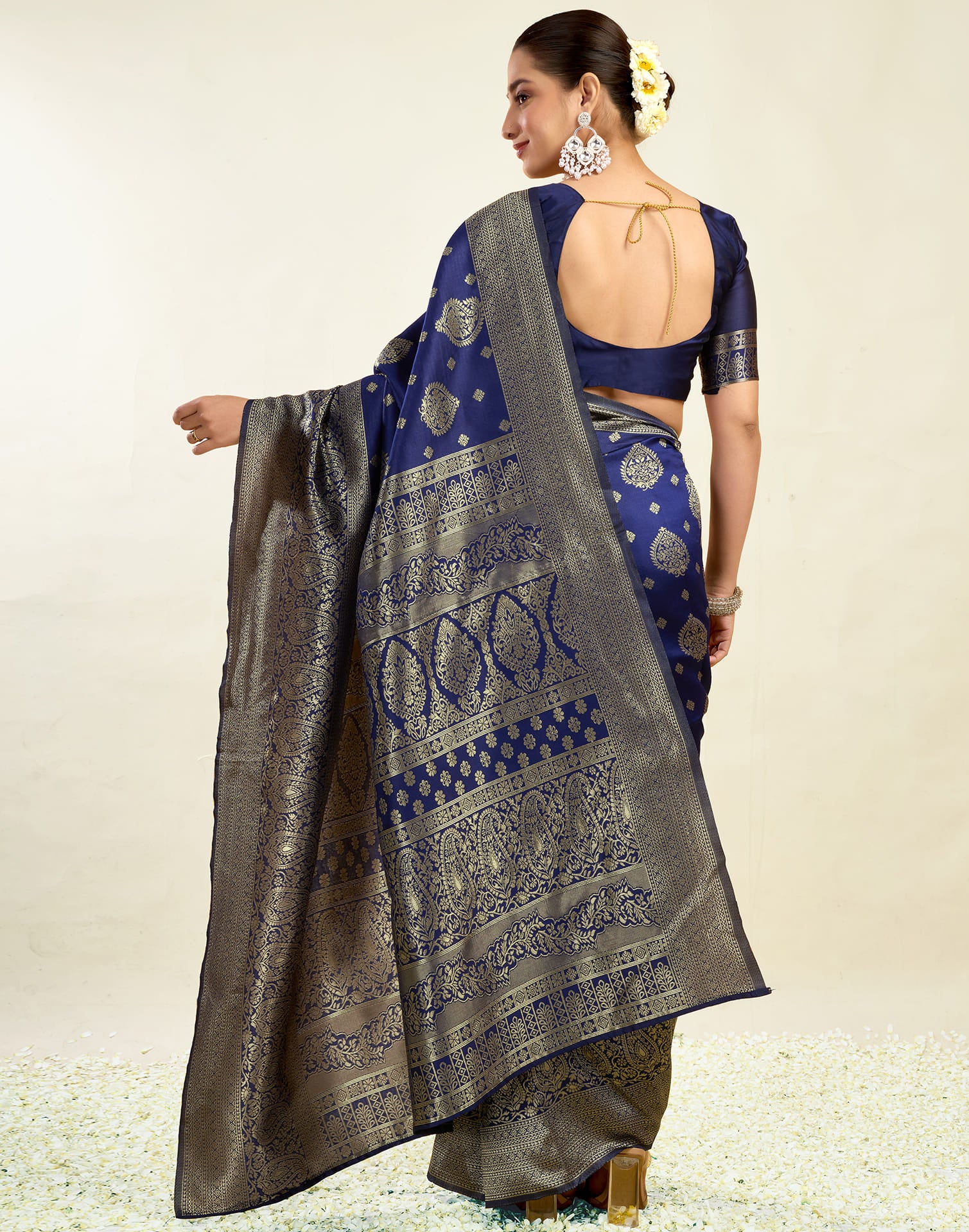 Blue Silk Blend Woven Banarasi Saree