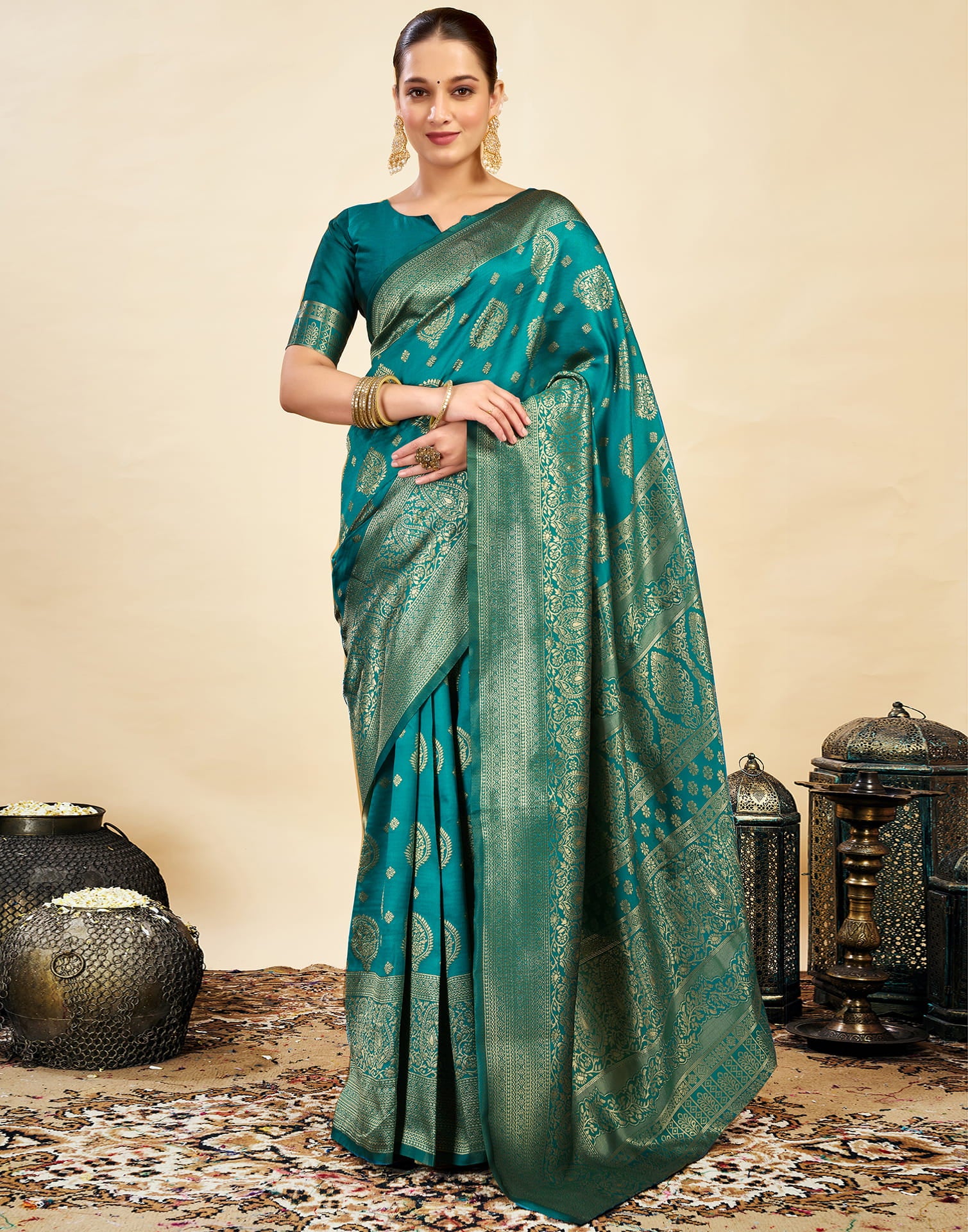 Green Silk Blend Woven Banarasi Saree