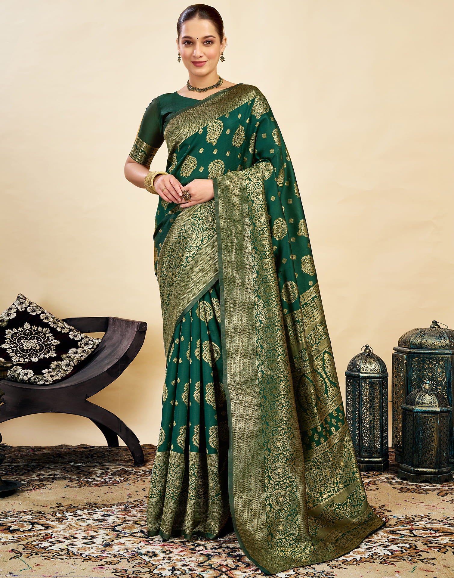 Green Silk Blend Woven Banarasi Saree