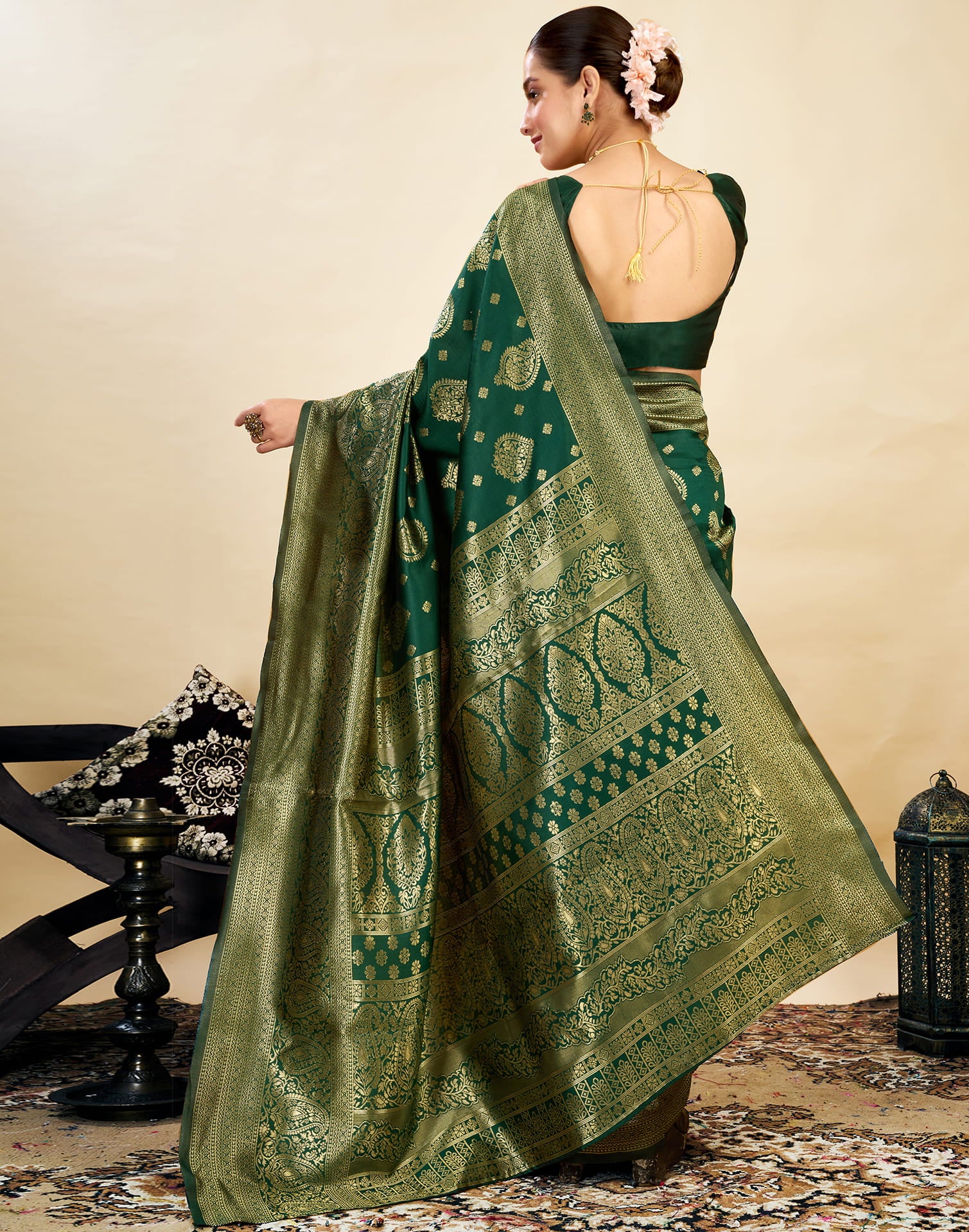 Green Silk Blend Woven Banarasi Saree