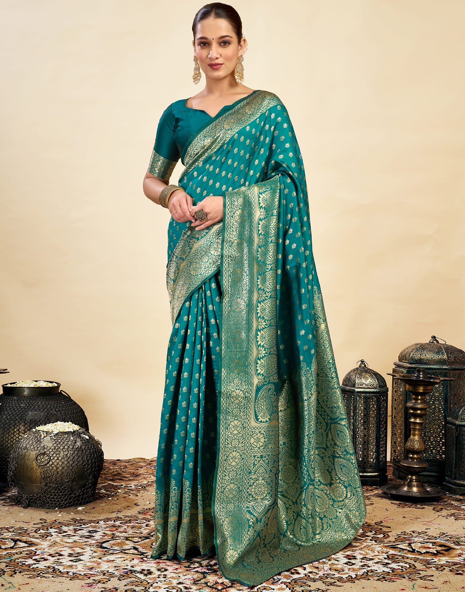 Green Silk Blend Woven Banarasi Saree