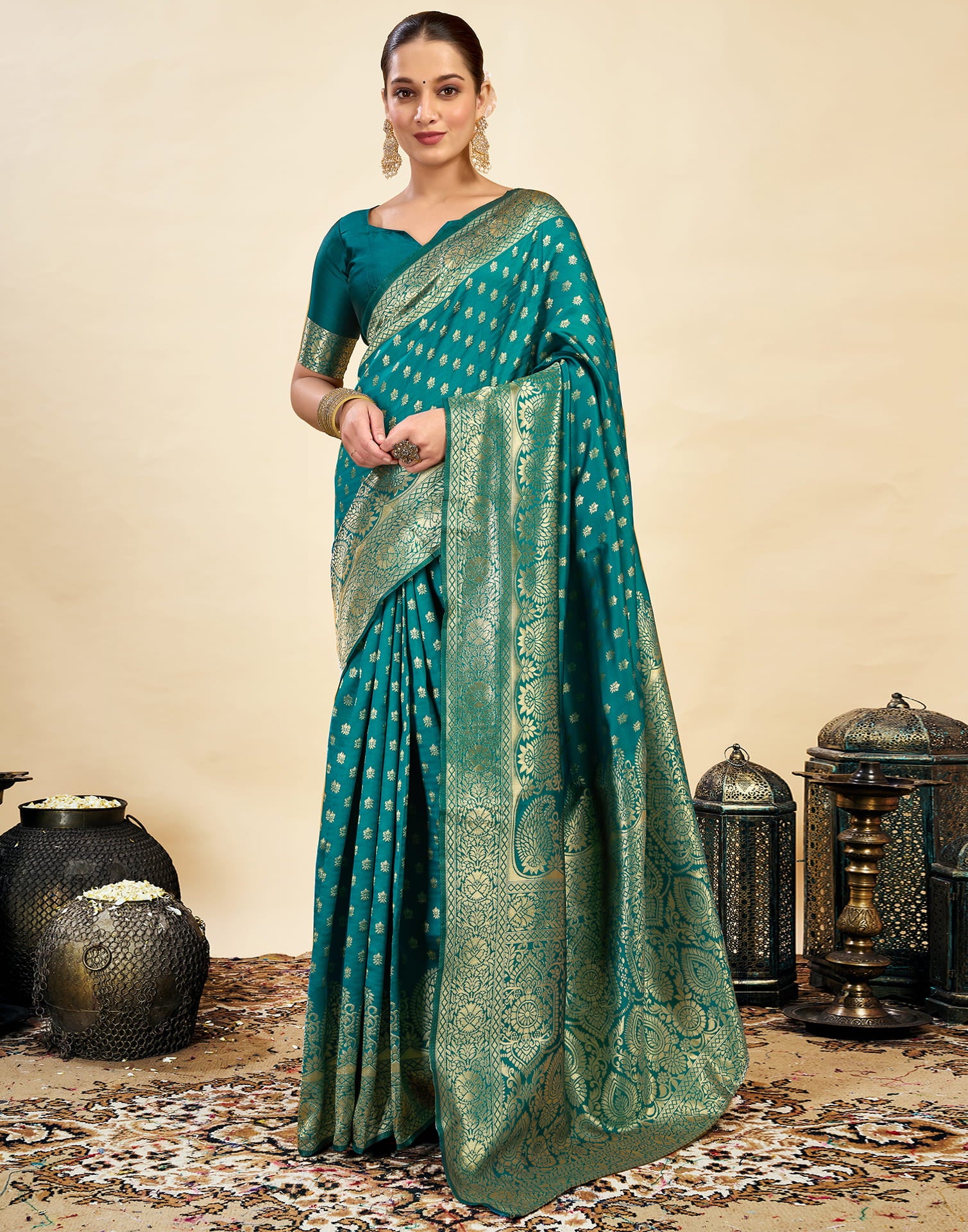 Green Silk Blend Woven Banarasi Saree