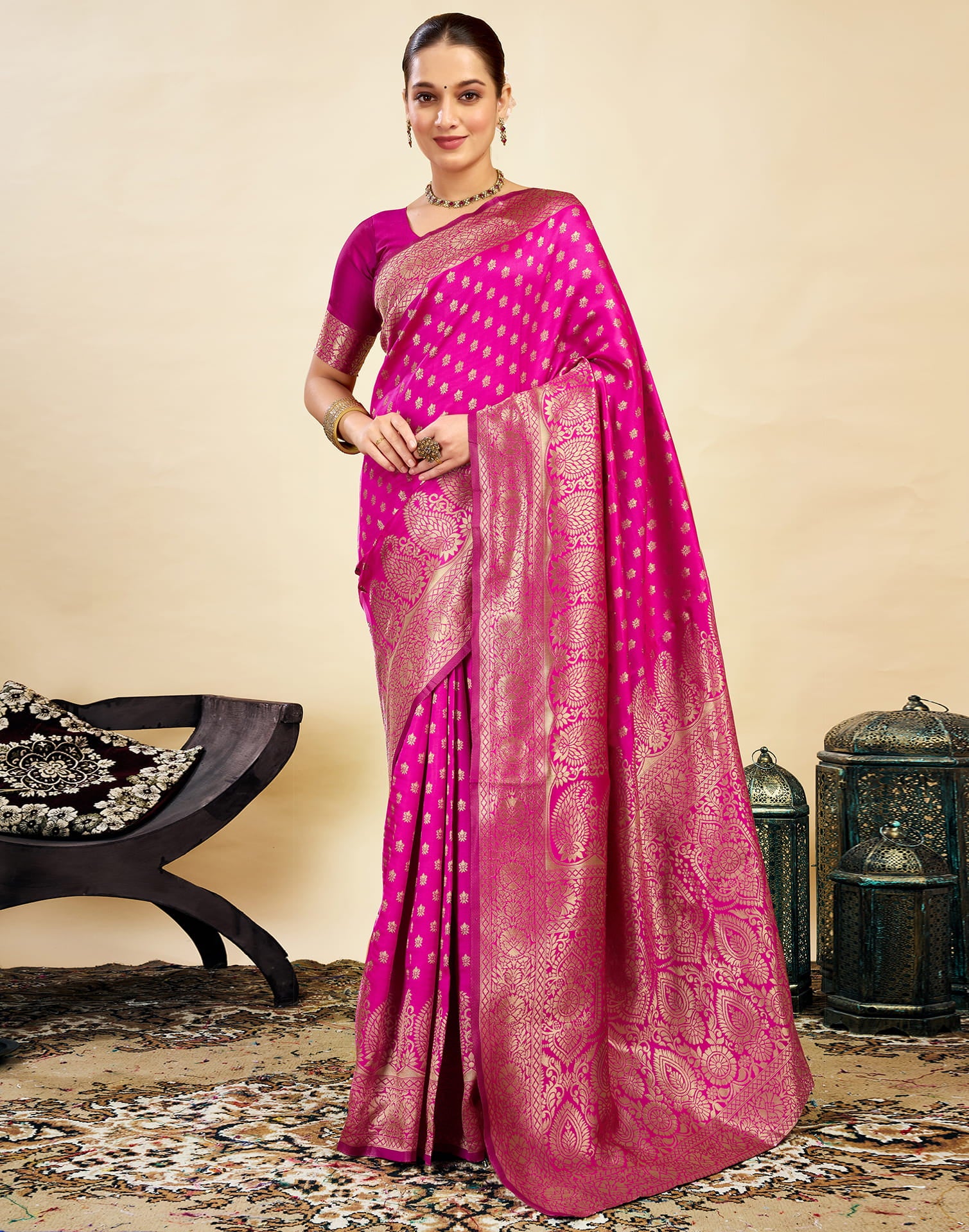 Pink Silk Blend Woven Banarasi Saree