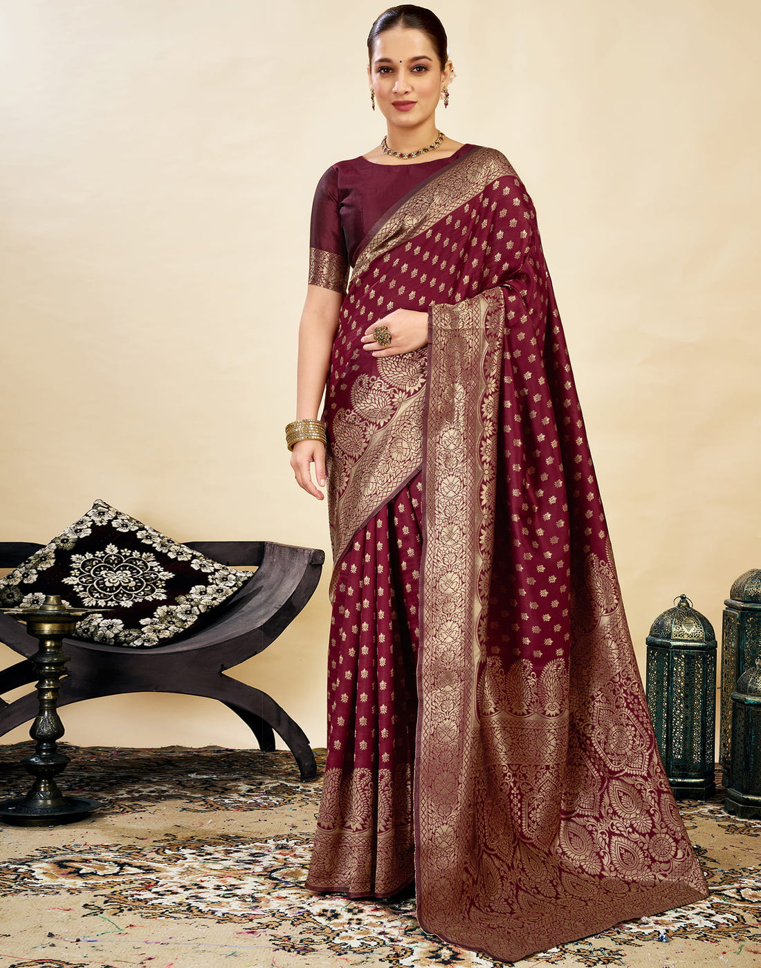 Maroon Silk Blend Woven Banarasi Saree