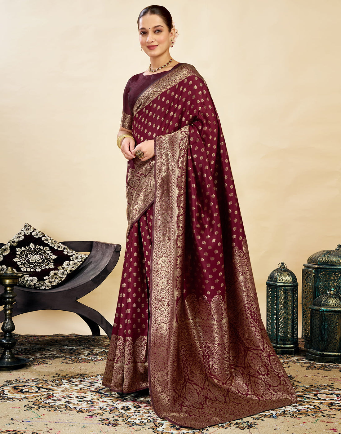 Maroon Silk Blend Woven Banarasi Saree