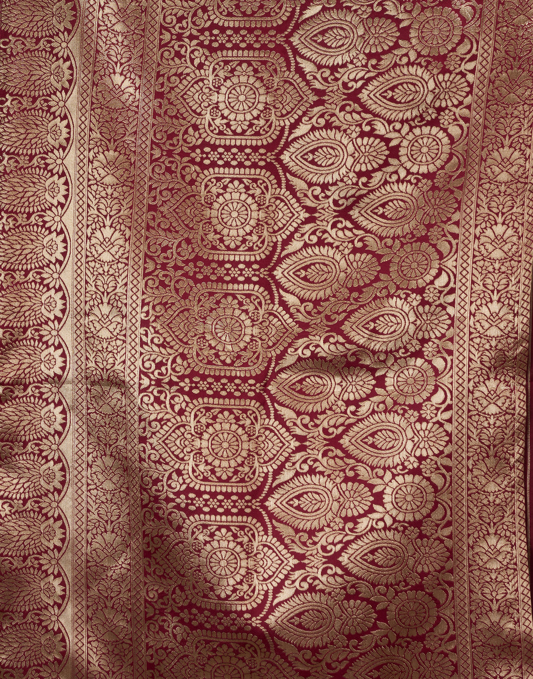 Maroon Silk Blend Woven Banarasi Saree