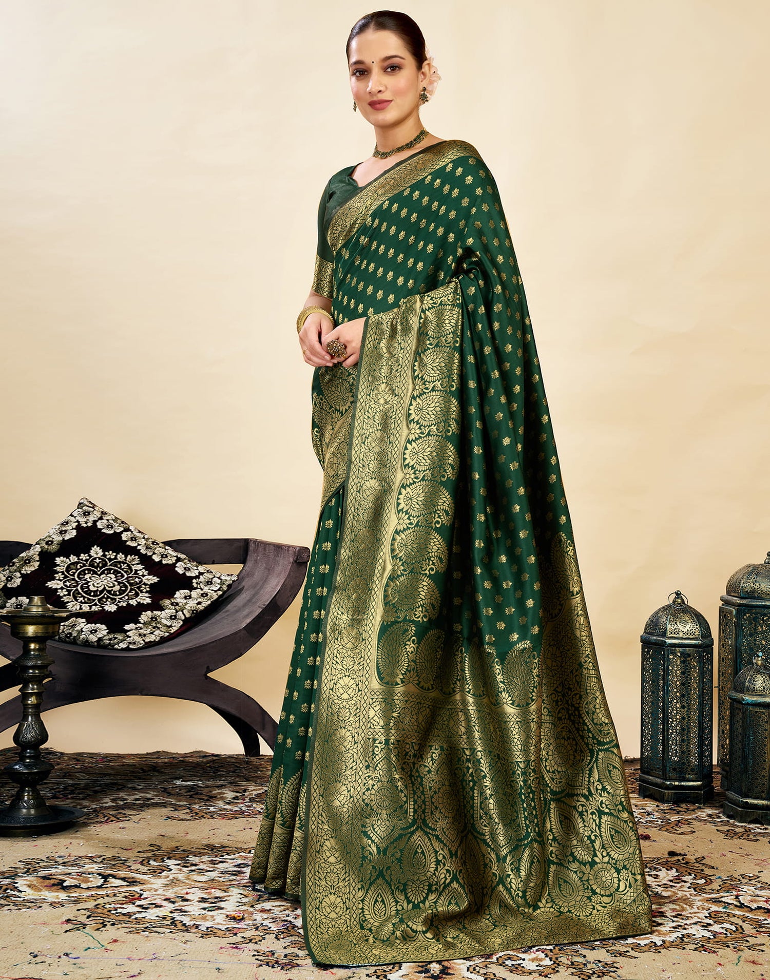 Green Silk Blend Woven Banarasi Saree