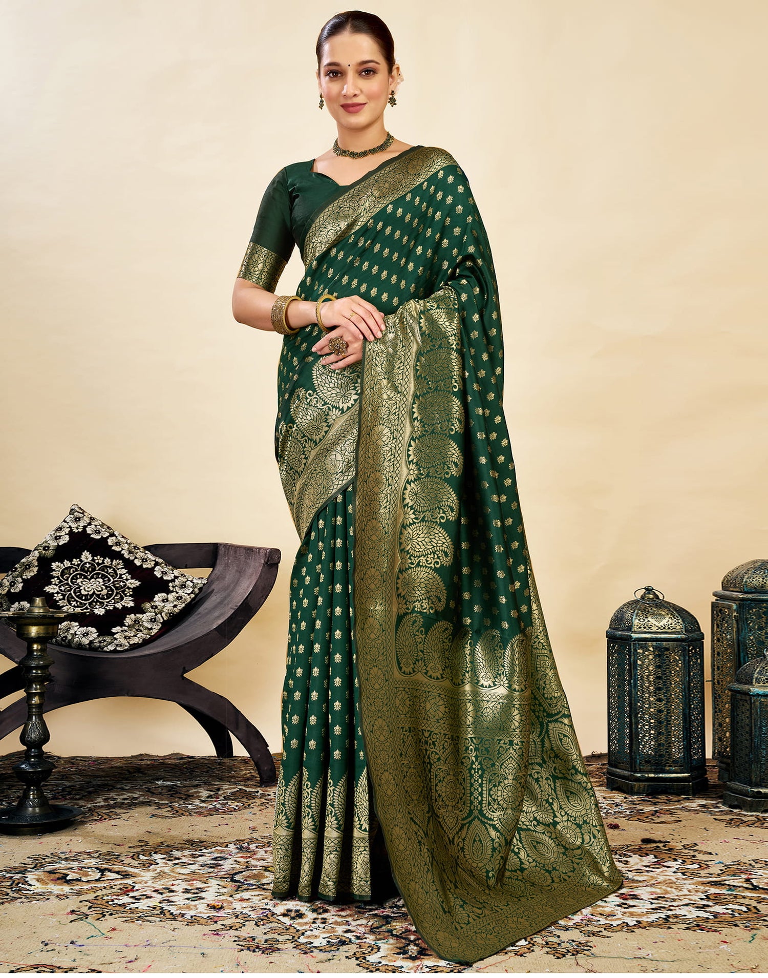 Green Silk Blend Woven Banarasi Saree