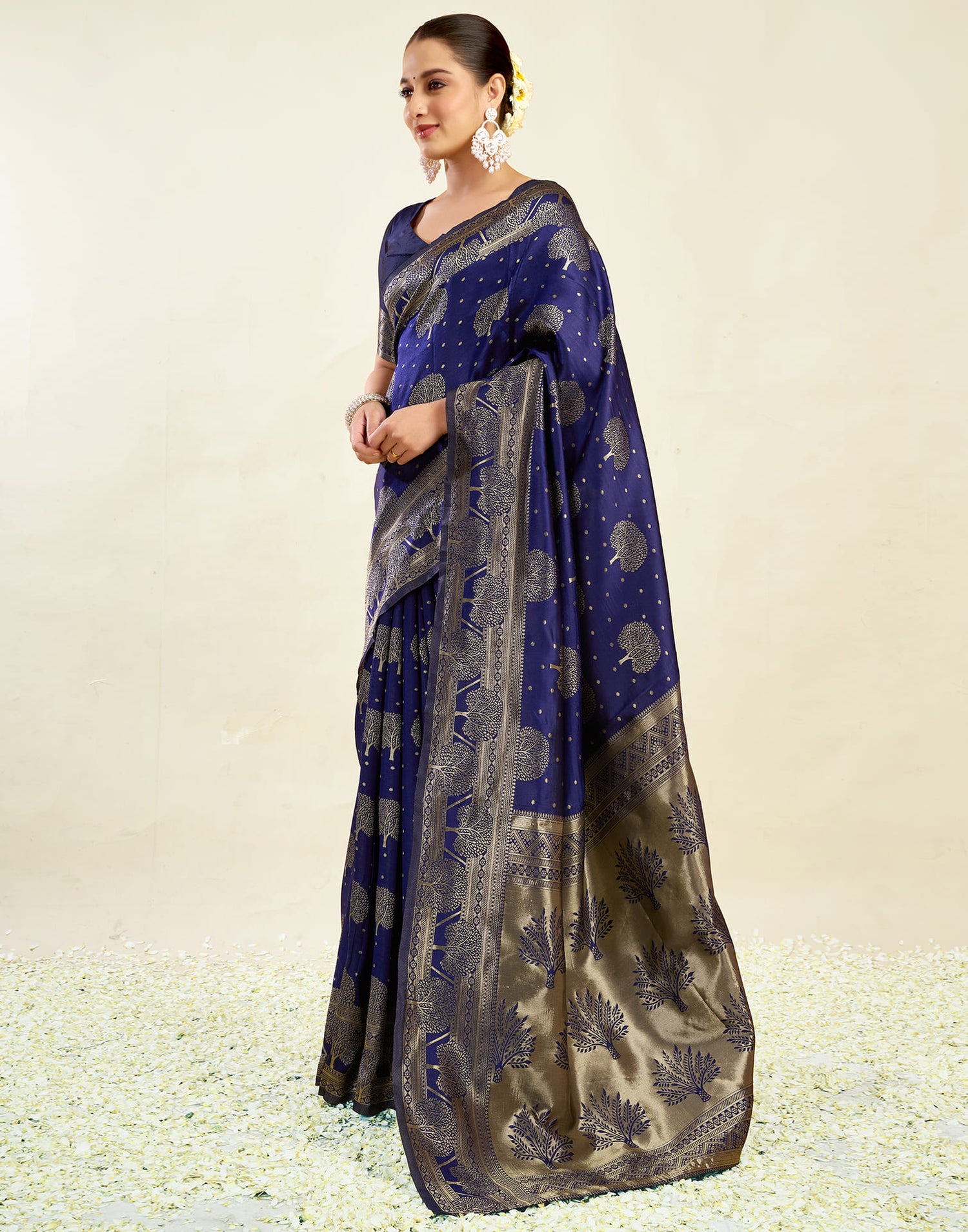 Blue Silk Blend Woven Banarasi Saree