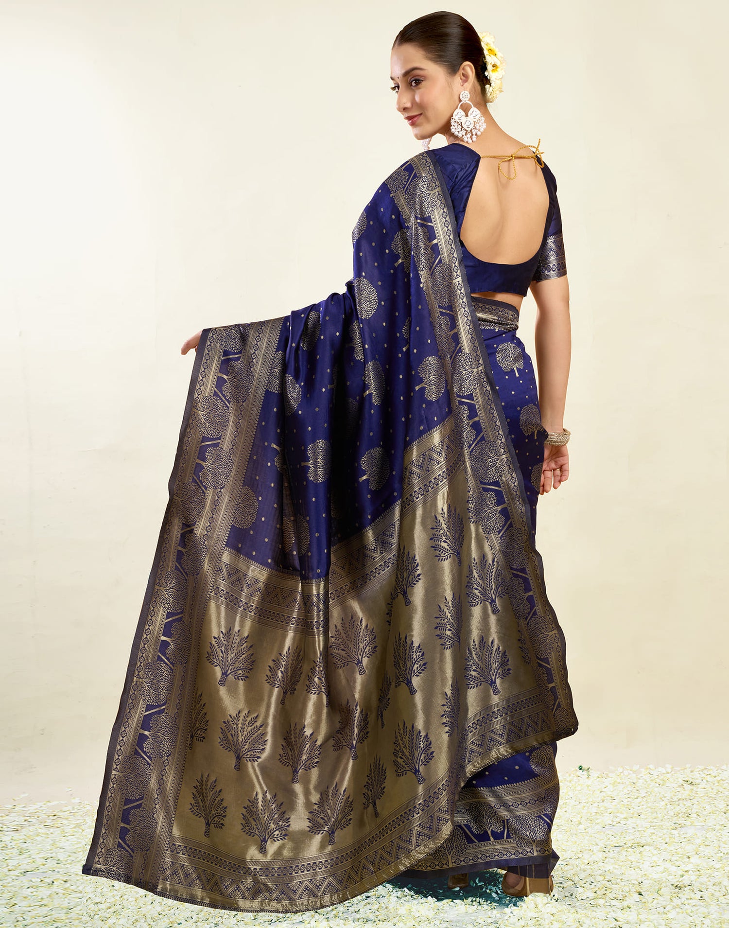 Blue Silk Blend Woven Banarasi Saree