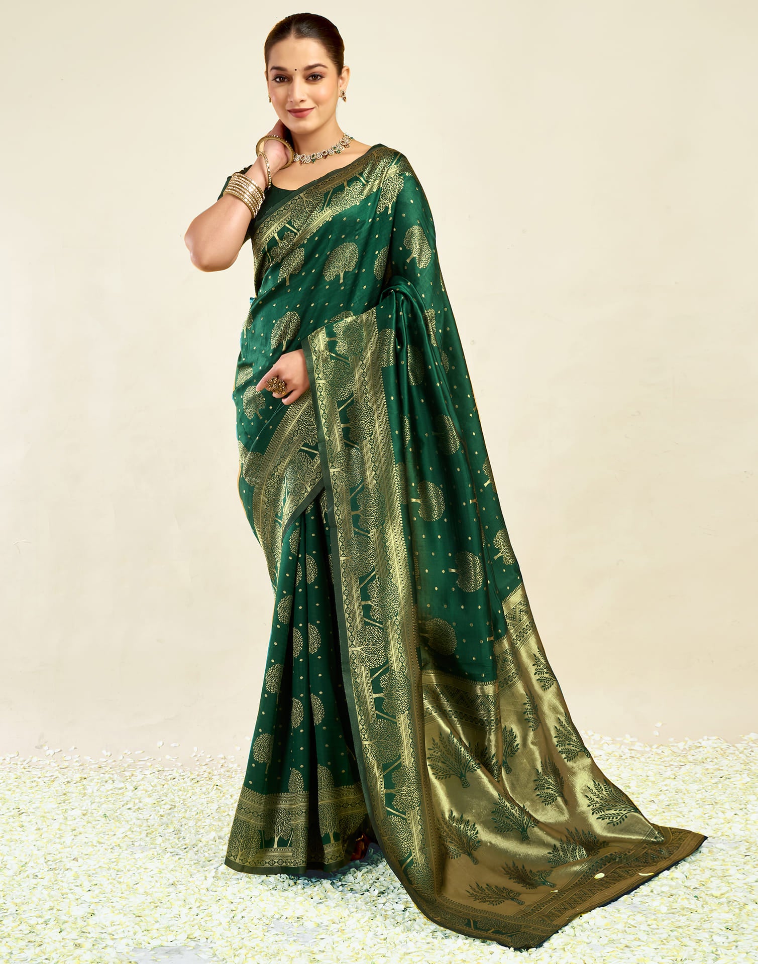 Green Silk Blend Woven Banarasi Saree