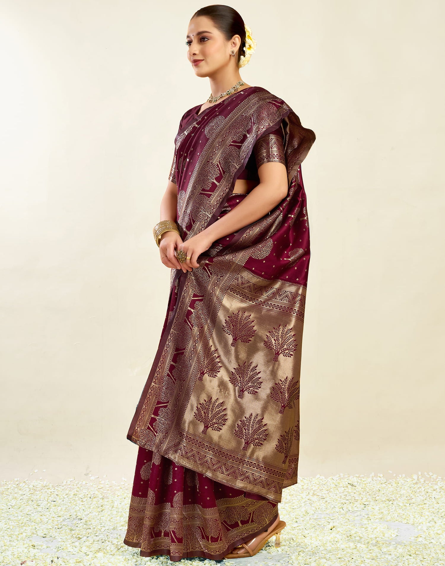 Maroon Silk Blend Woven Banarasi Saree