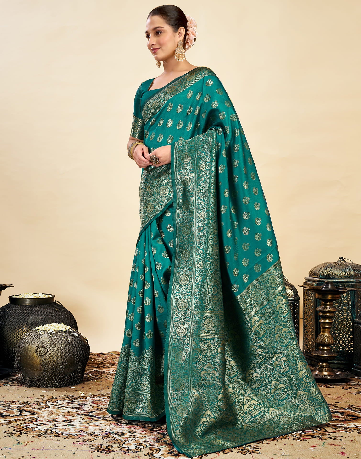 Green Silk Blend Woven Banarasi Saree