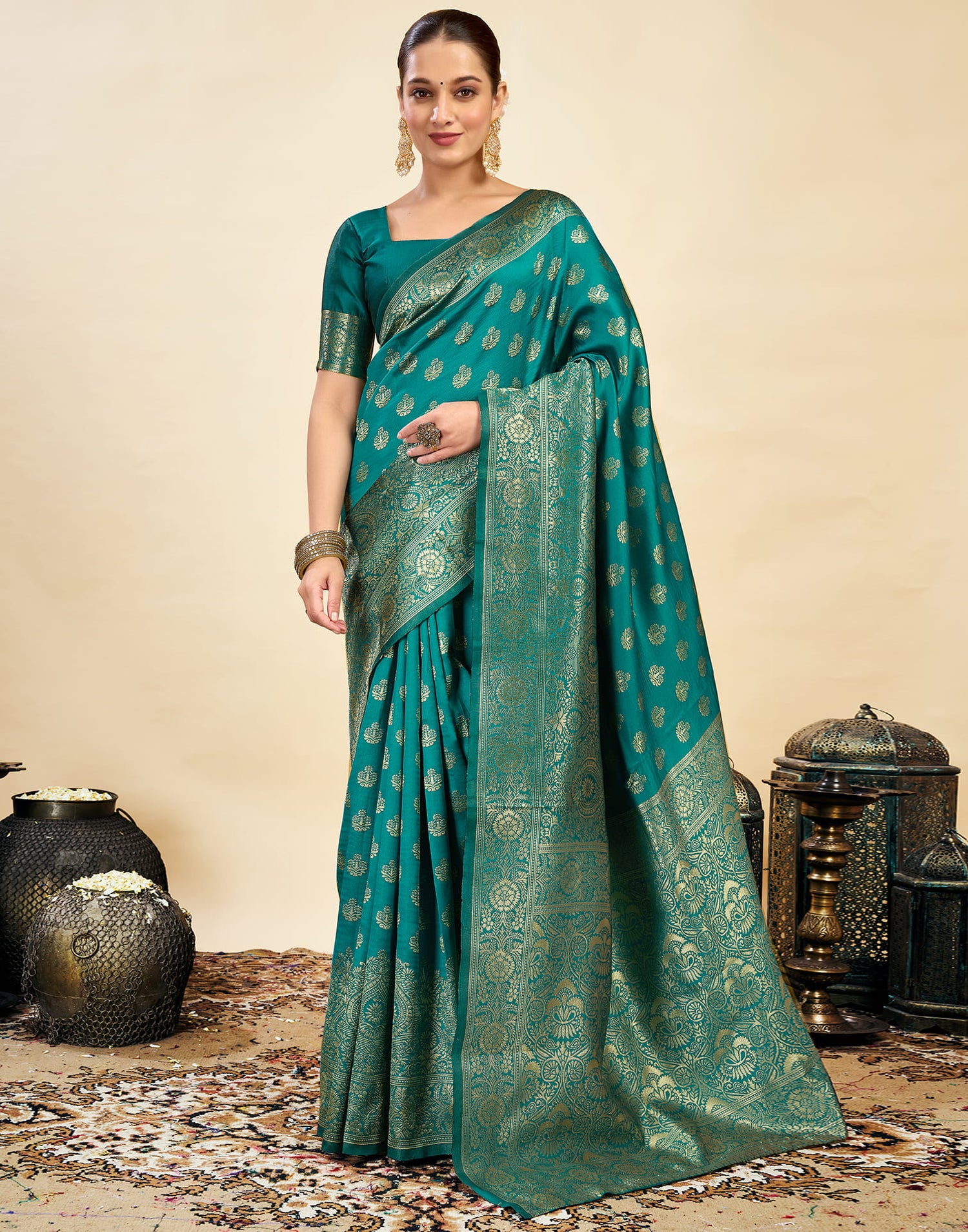 Green Silk Blend Woven Banarasi Saree