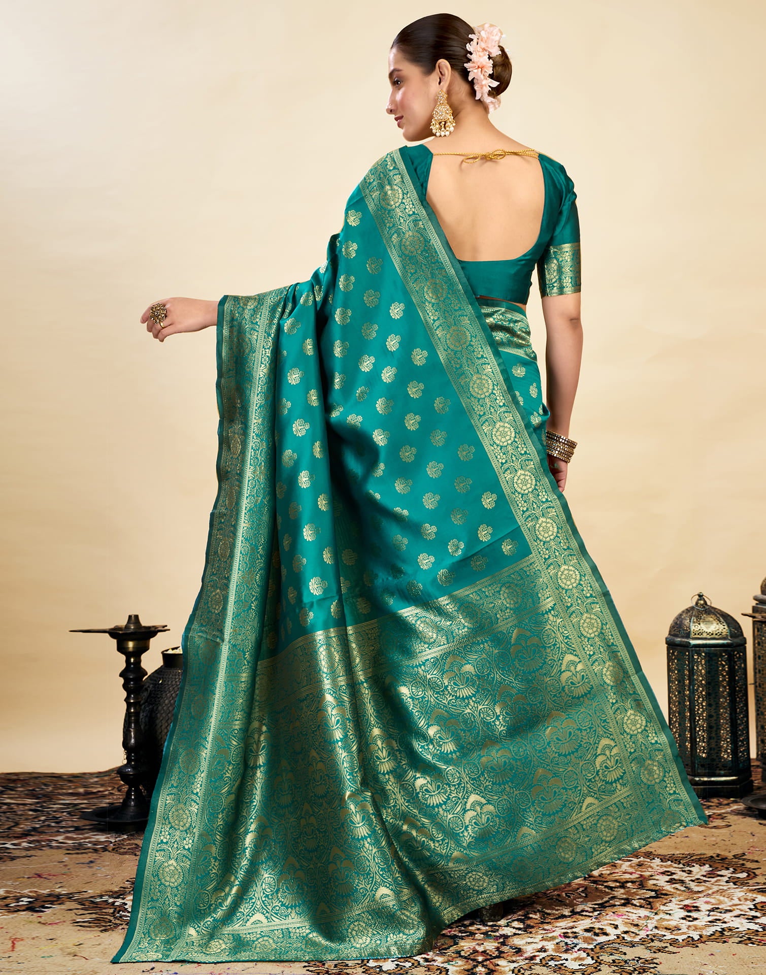 Green Silk Blend Woven Banarasi Saree