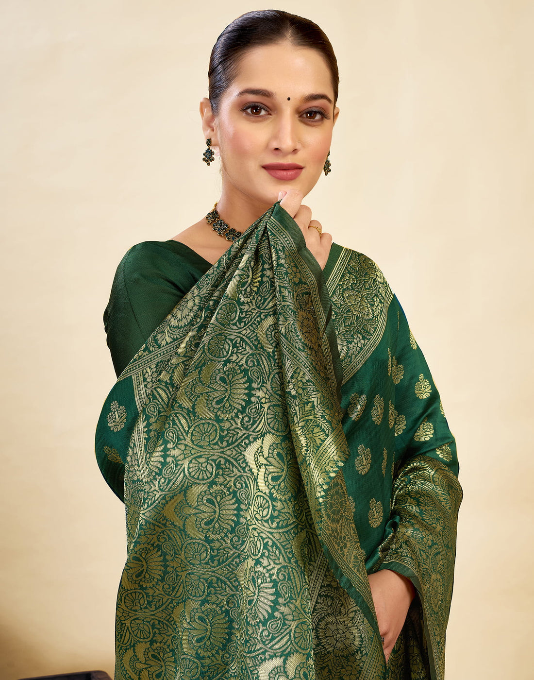 Green Silk Blend Woven Banarasi Saree