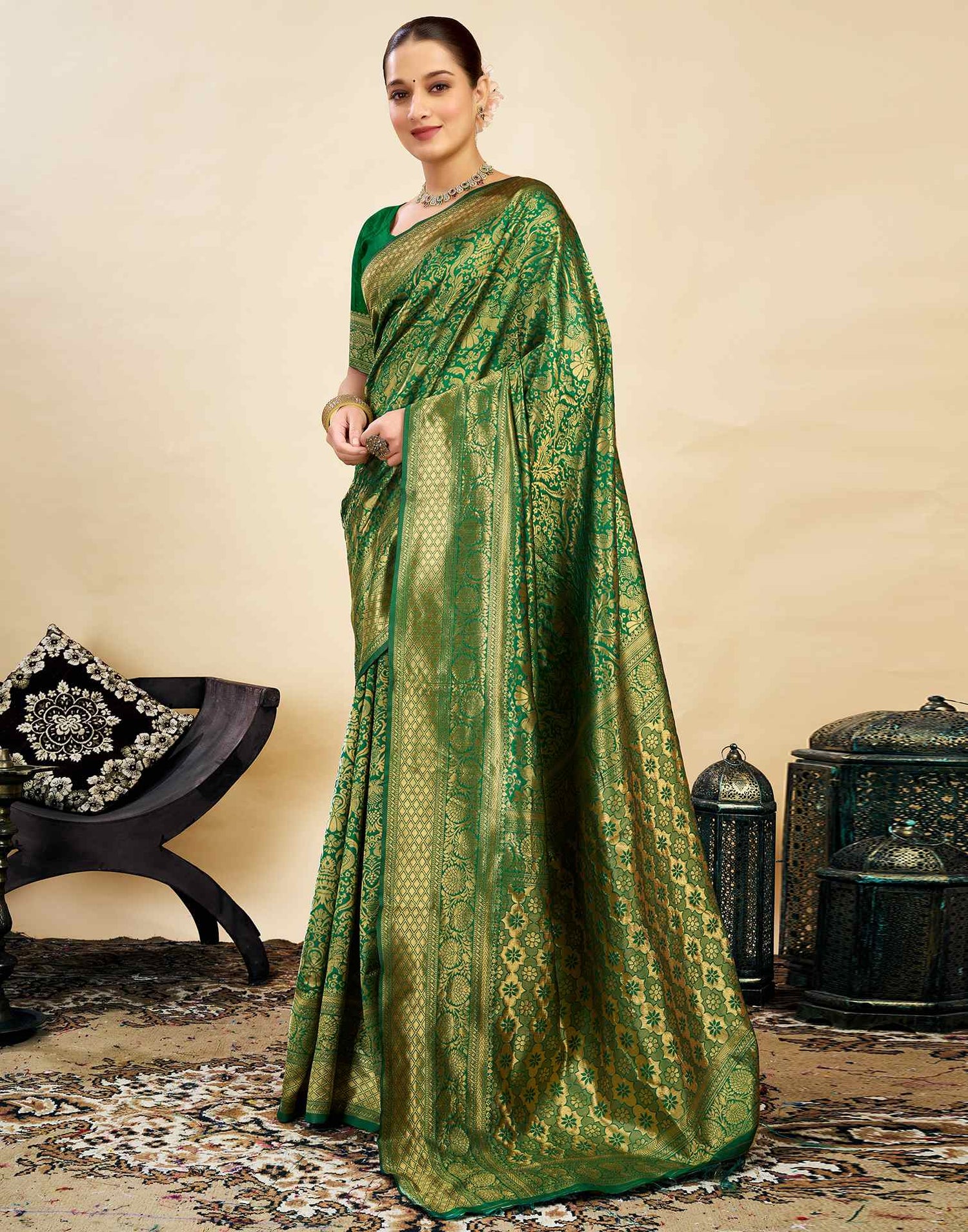 Dark Green Silk Weaving Kanjivaram Saree