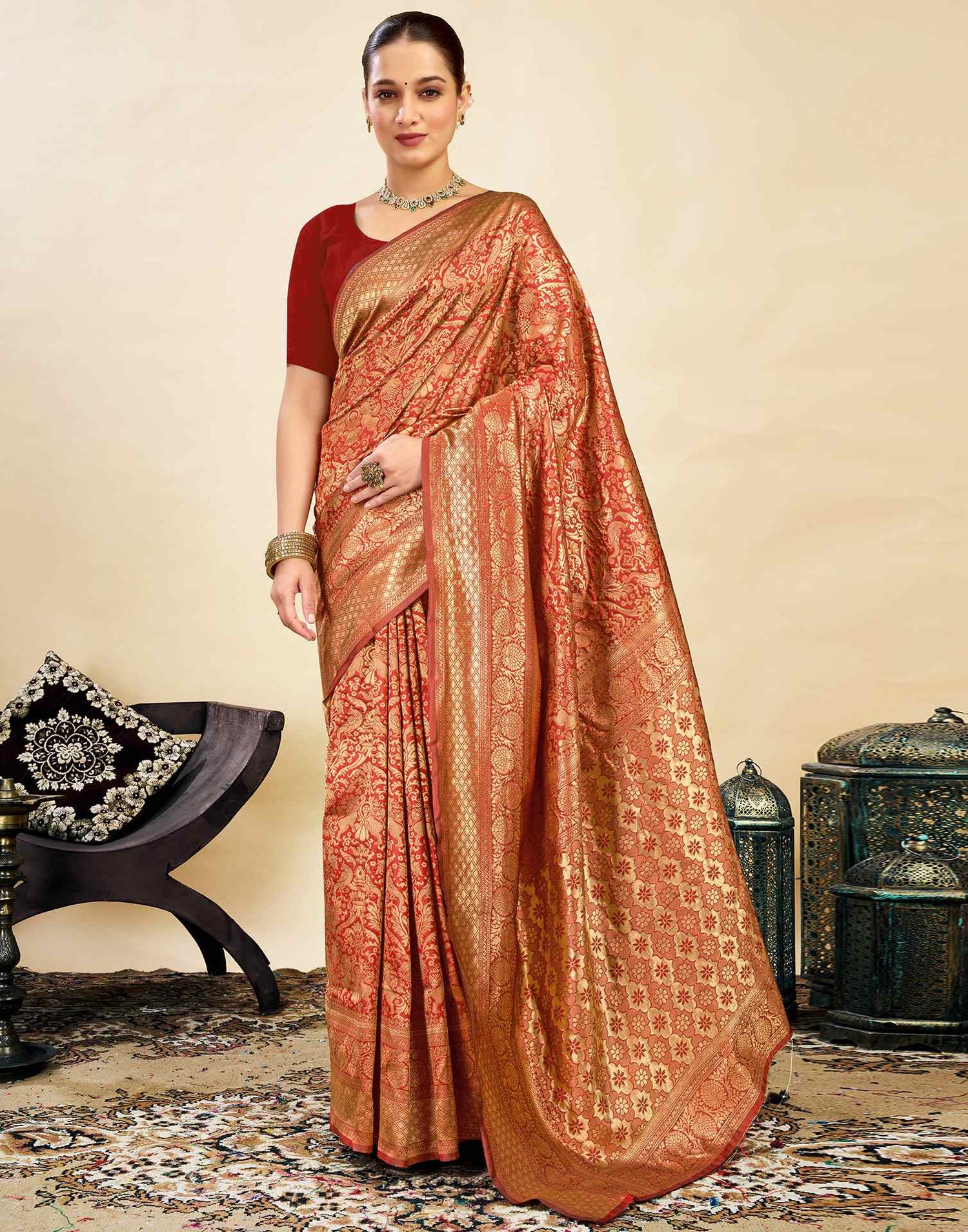 Dark Red Silk Weaving Kanjivaram Saree