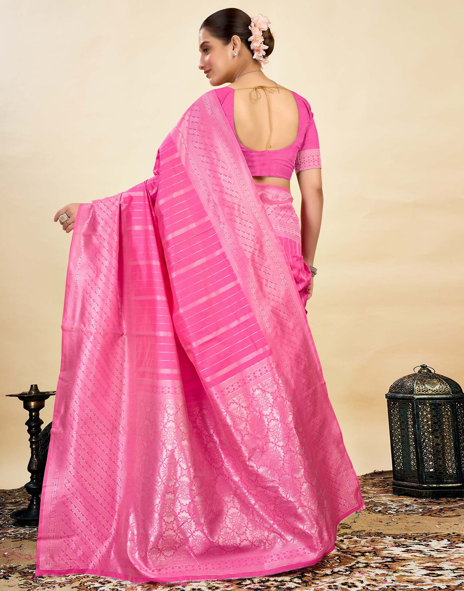 Pink Silk Blend Woven Banarasi Saree