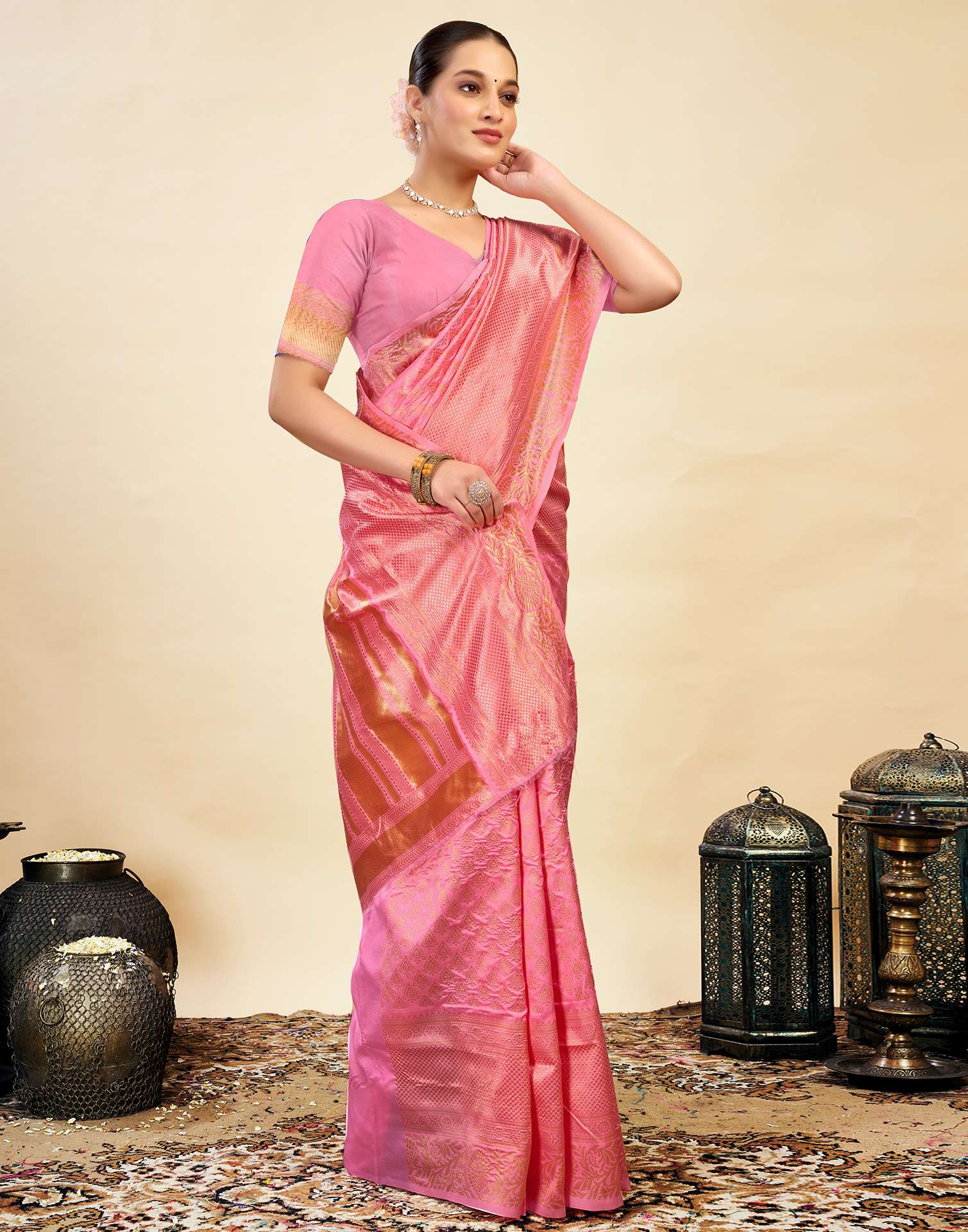 Pink Silk Blend Woven Banarasi Saree