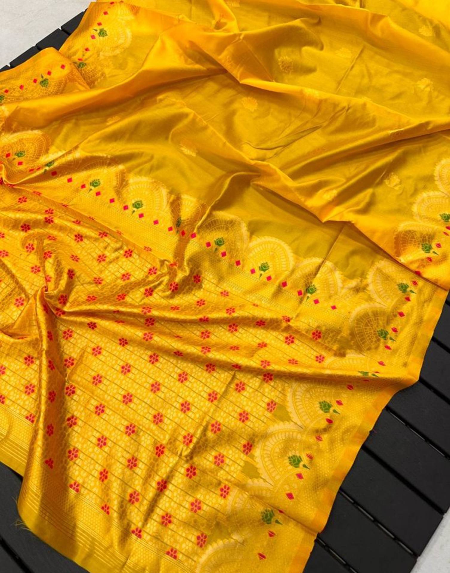 Yellow Silk Weaving Banarasi Saree