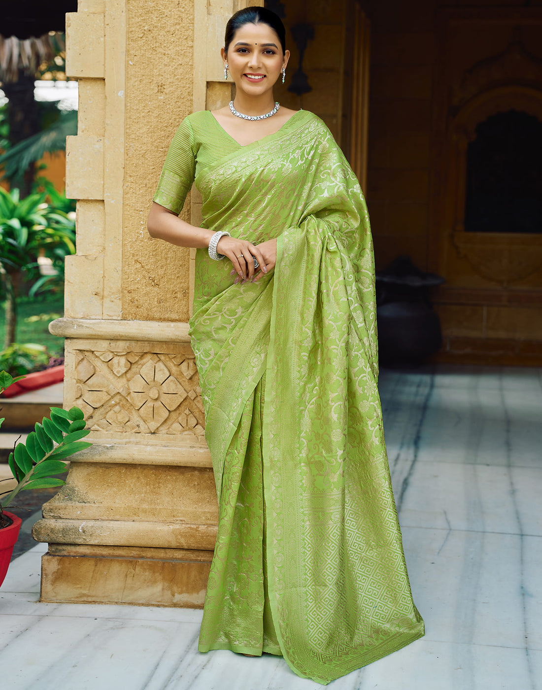 Green Silk Blend Woven Banarasi Saree