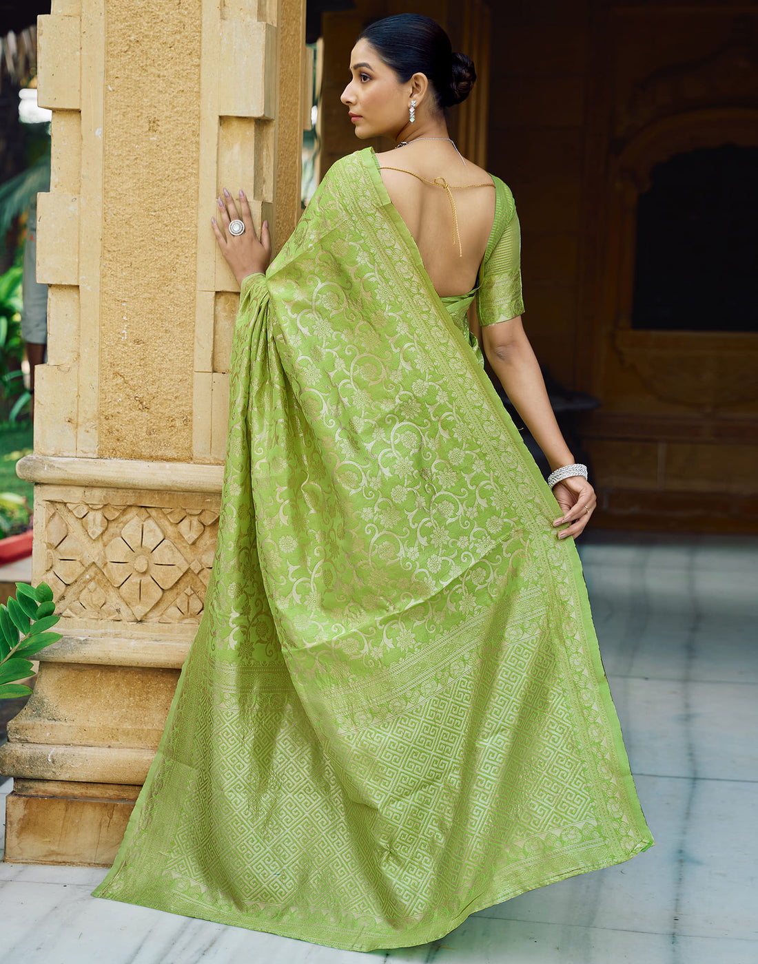 Green Silk Blend Woven Banarasi Saree