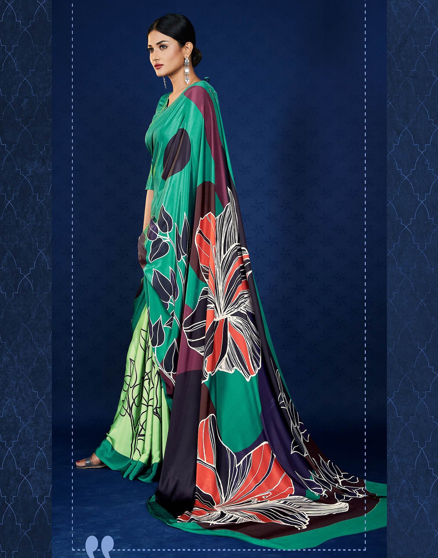 Green Polyester  Printed Printed Saree