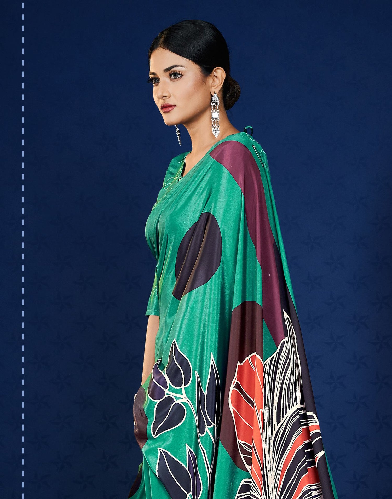 Green Polyester  Printed Printed Saree
