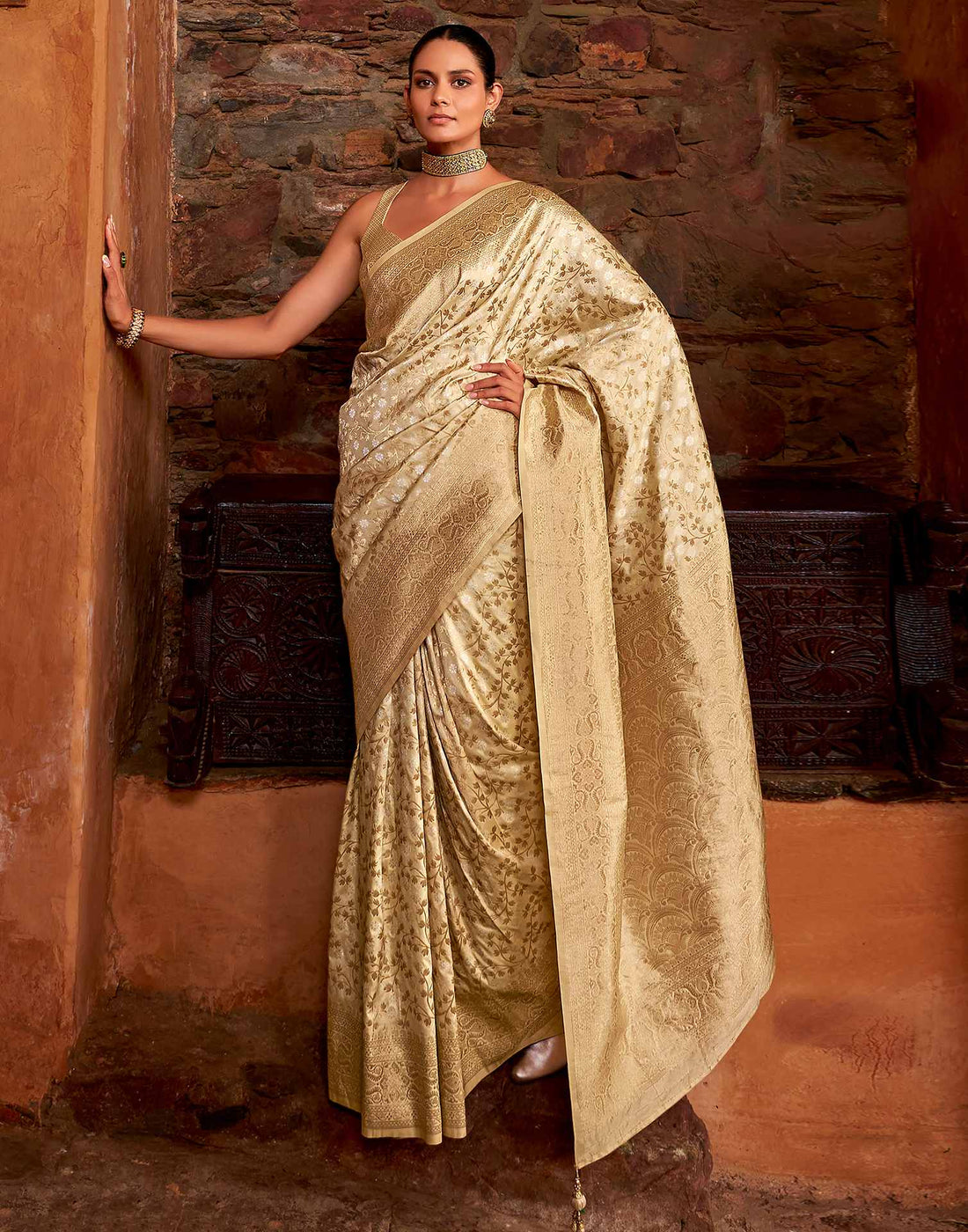 Light Beige Silk Weaving Banarasi Saree