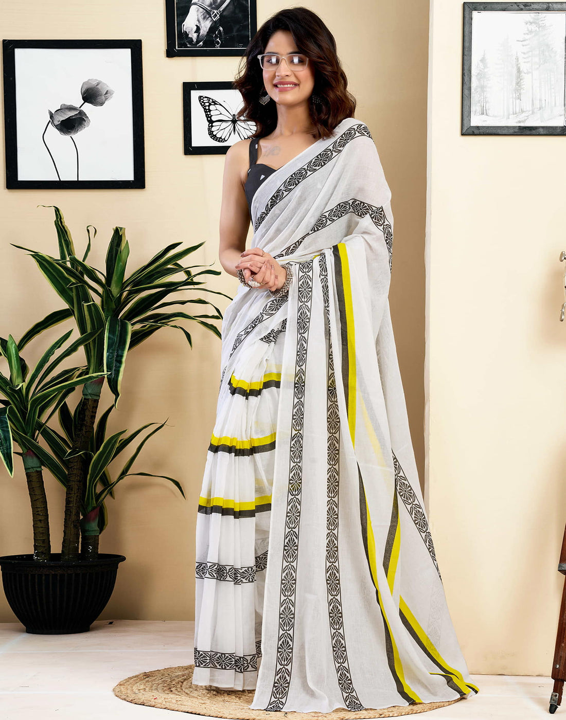Ready To Wear White Pure Cotton Printed Saree With Pocket