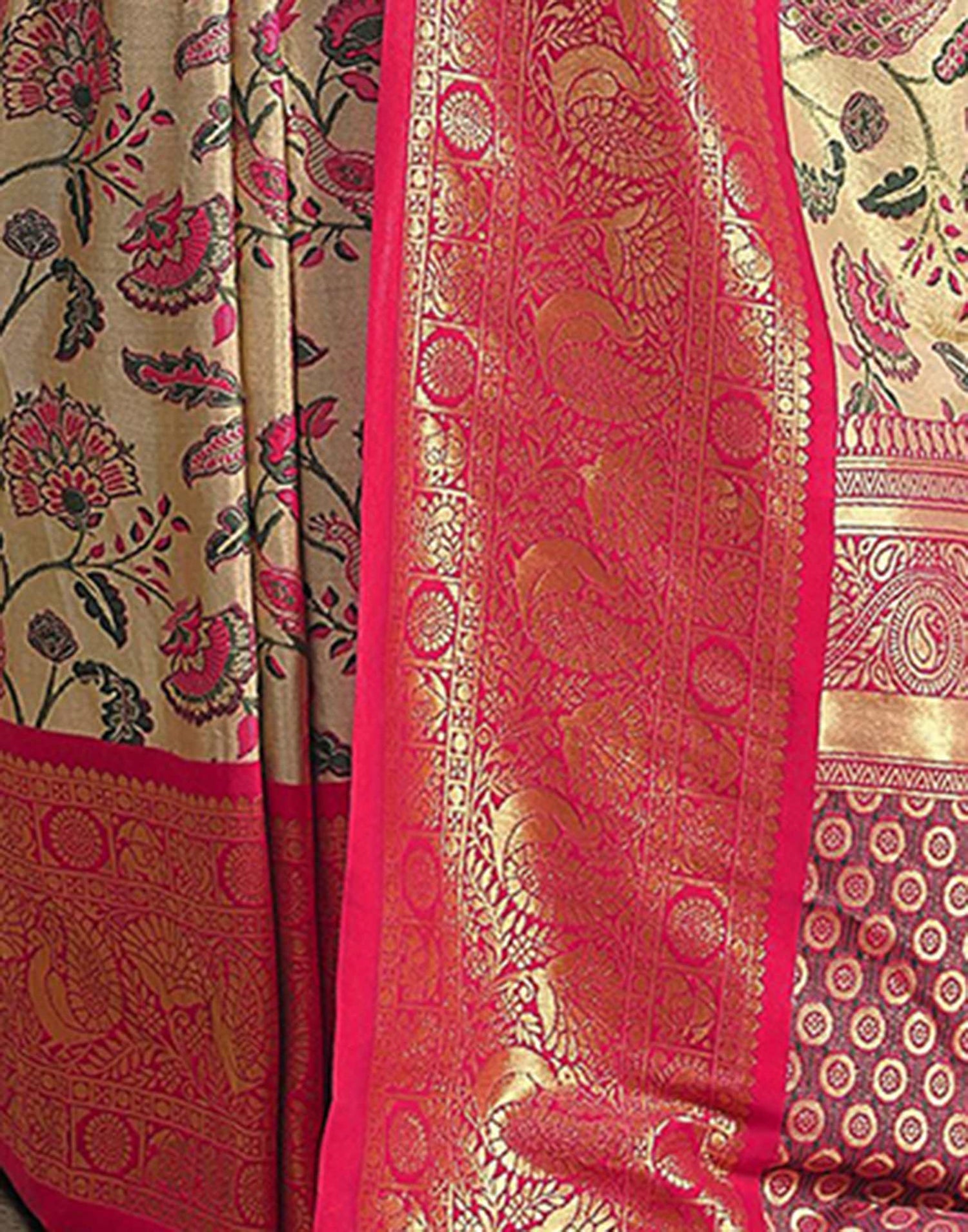 Bright Pink Silk Weaving Banarasi Saree