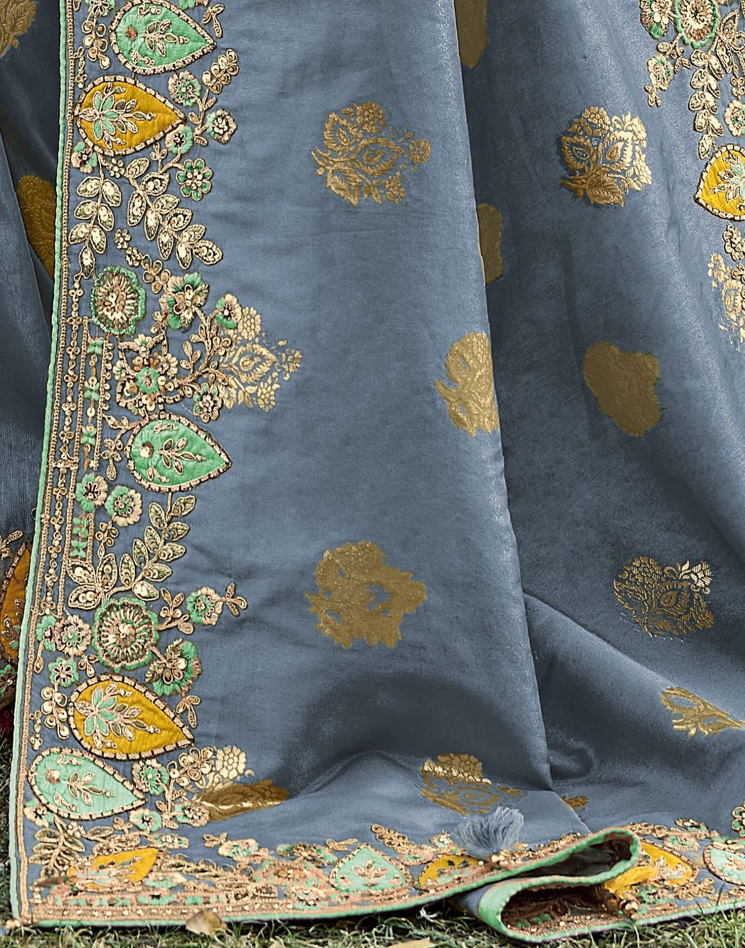 Grey Silk Weaving Embroidery Saree