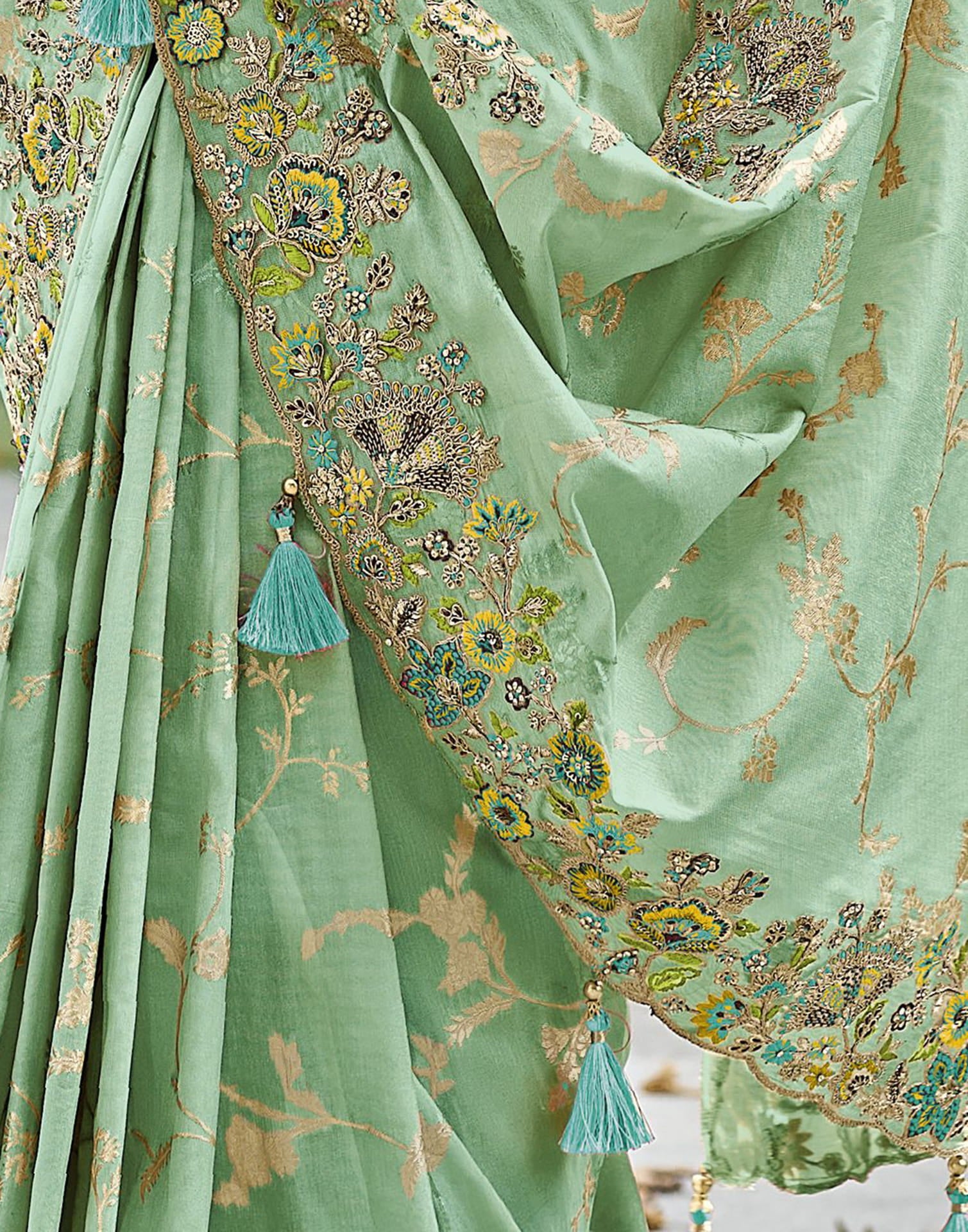 Light Pista Green Silk Weaving Embroidery Saree