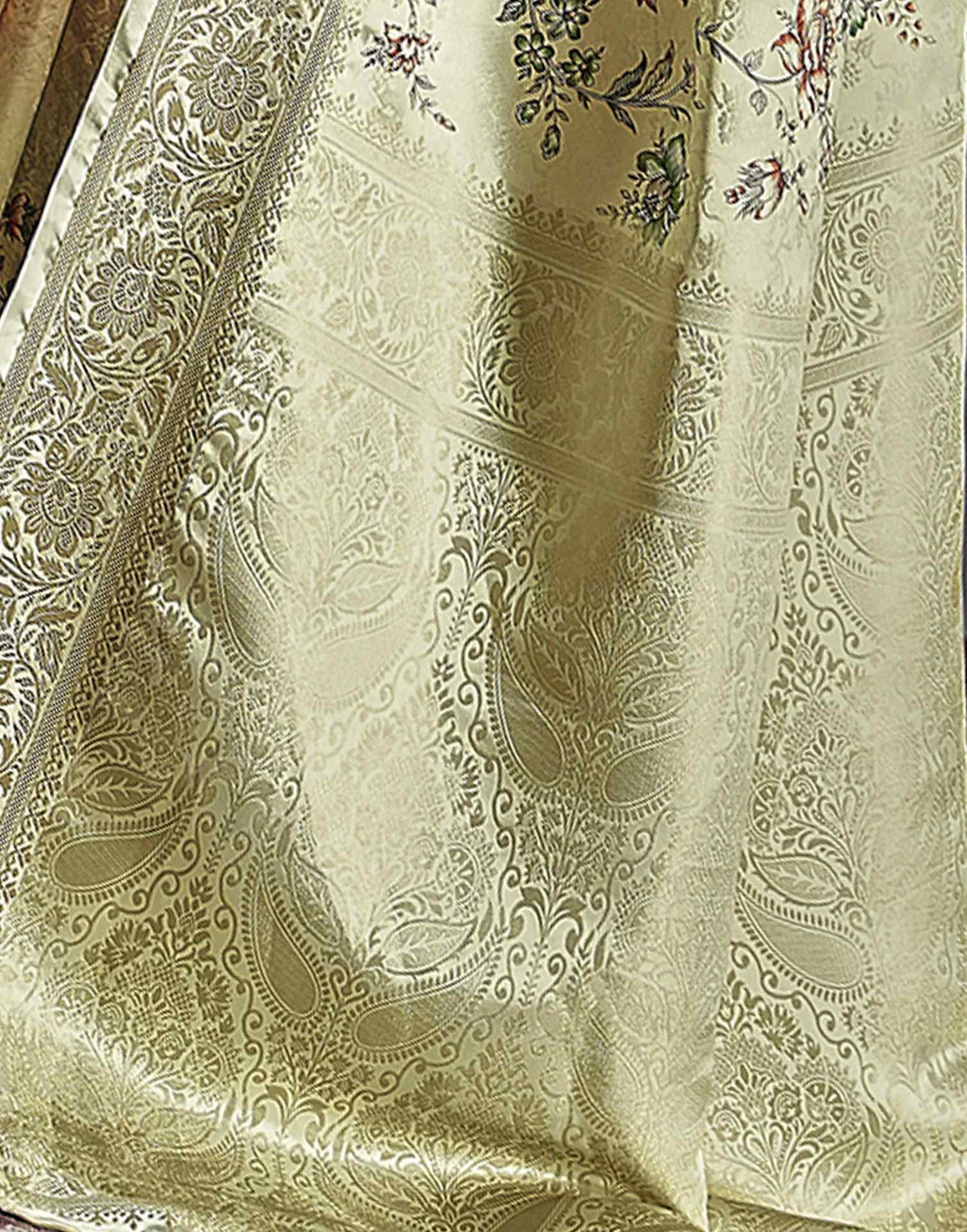 Cream Silk Printed Saree