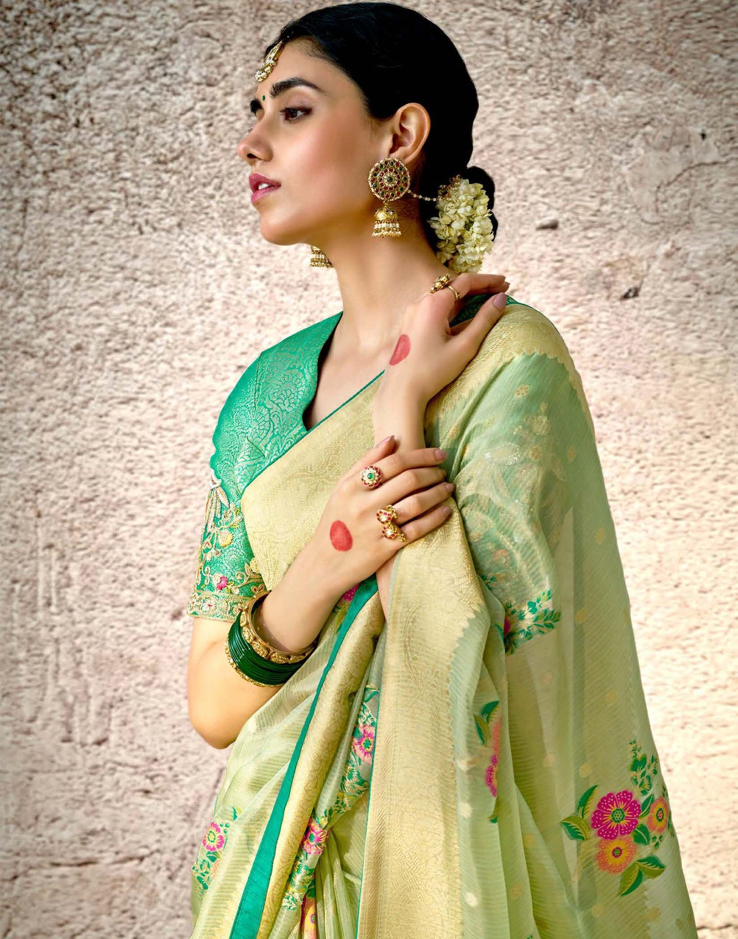 Light Pista Green Silk Weaving Banarasi Saree