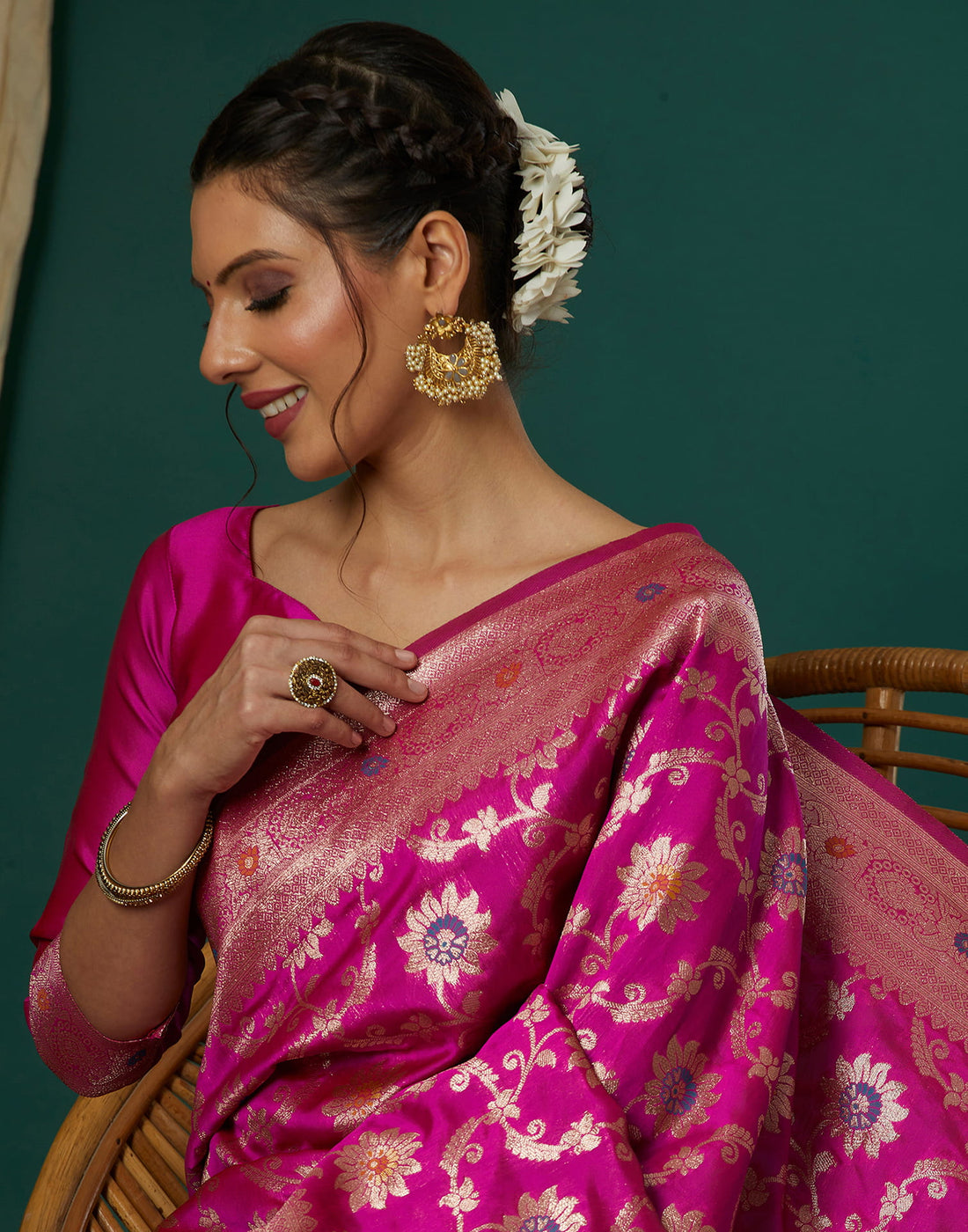 Pink Silk Blend Woven Banarasi Saree