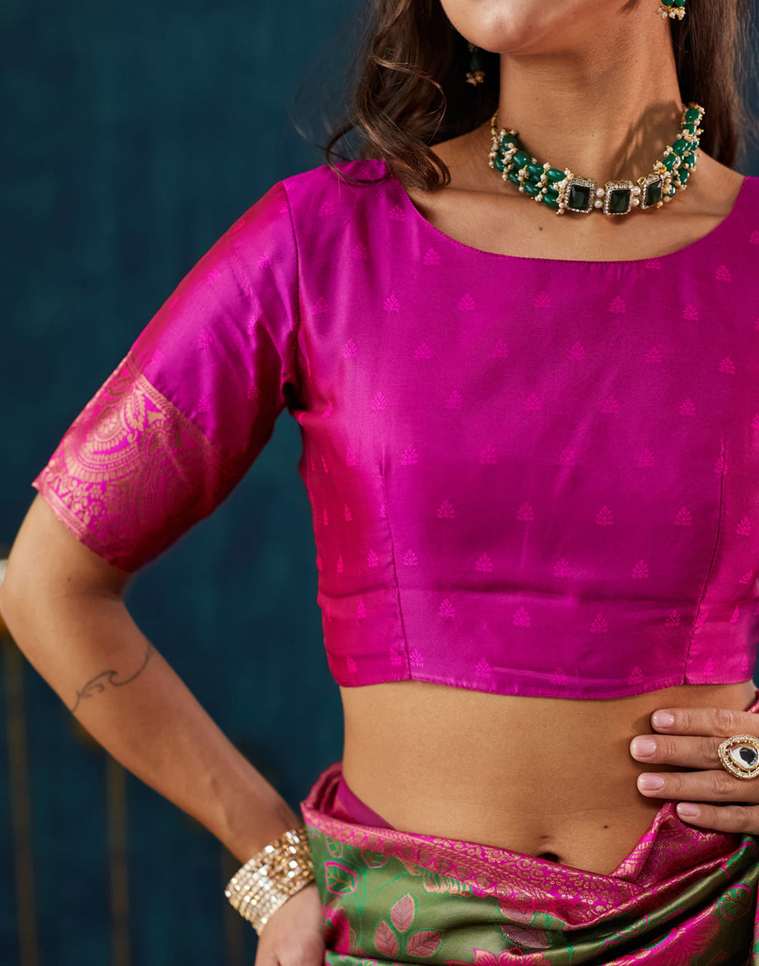 Green Silk Blend Woven Woven Saree