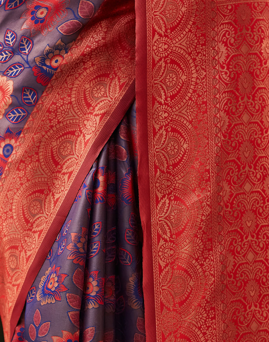 Purple Silk Blend Woven Woven Saree